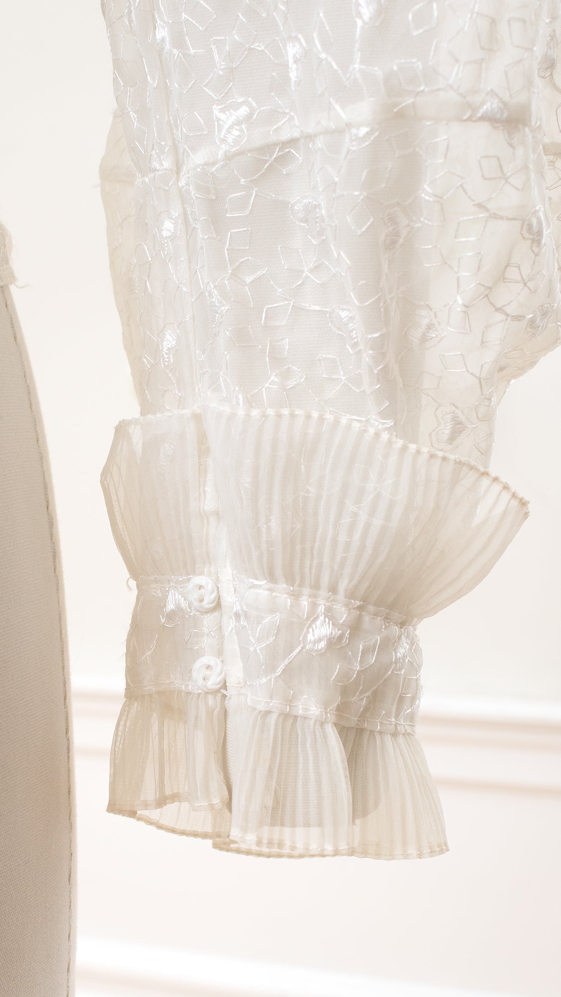 1950s Heart Embroidered Sheer Blouse | medium/large