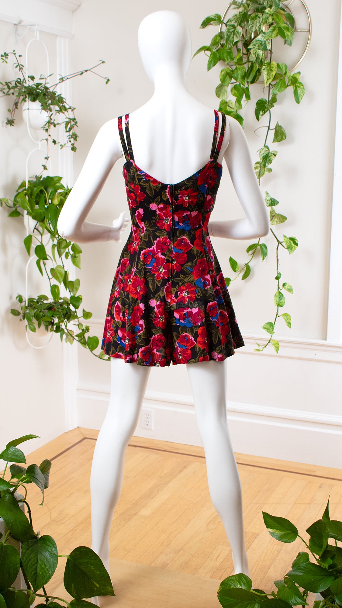 1990s ALL THAT JAZZ Floral Rayon Romper | small/medium