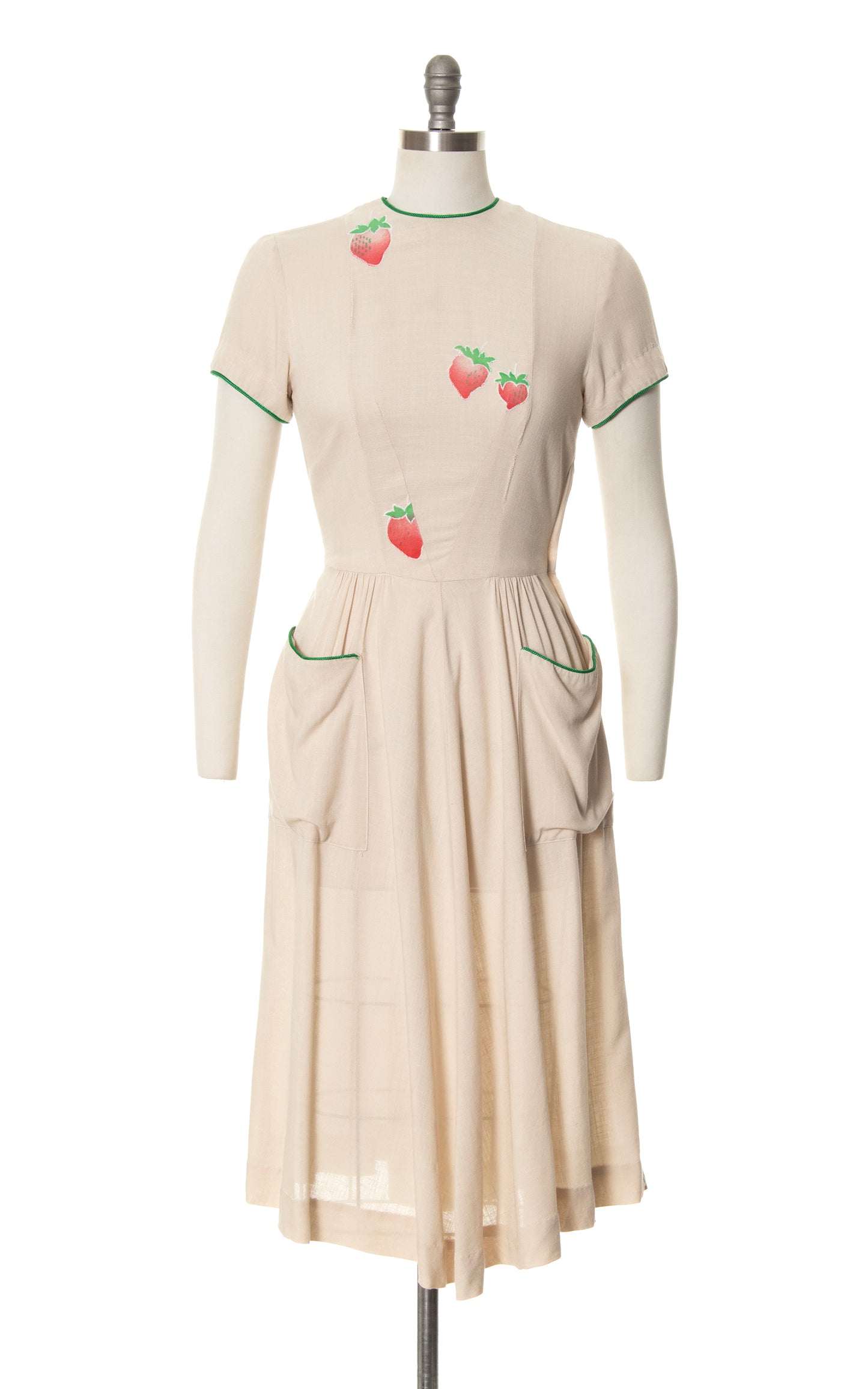 1940s Strawberry Appliqué Linen Dress | small/medium