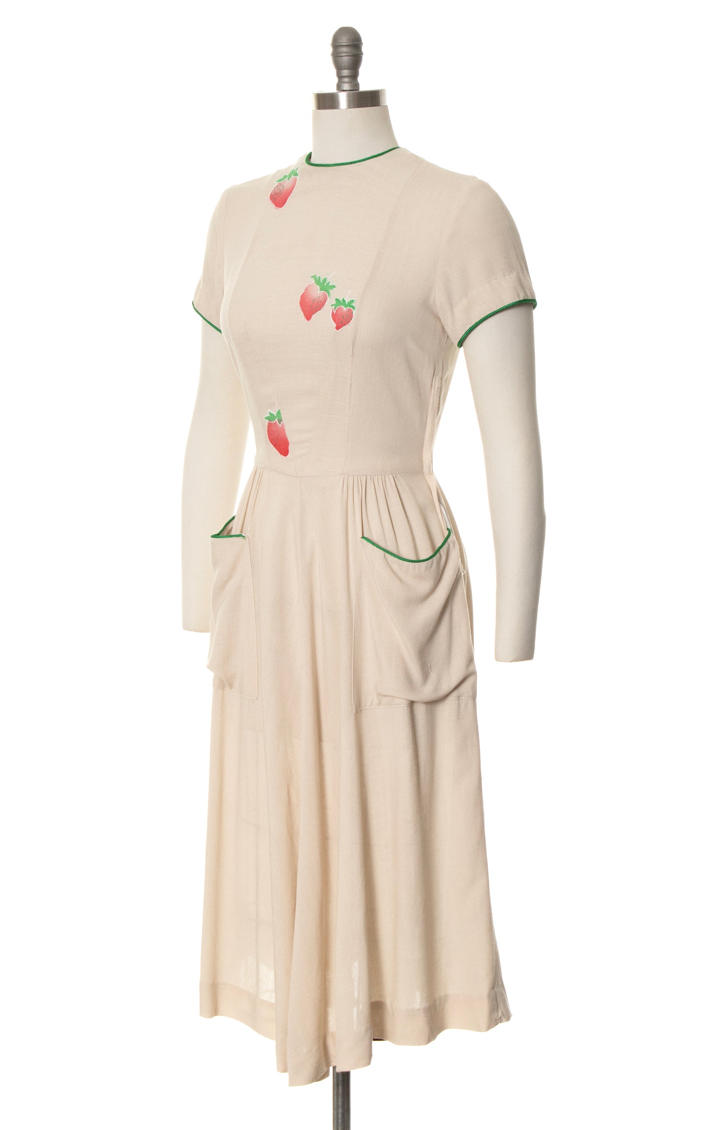 1940s Strawberry Appliqué Linen Dress | small/medium