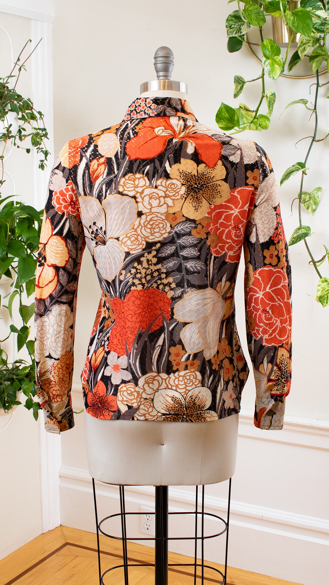 NEW ⭐️ 1970s Metallic Floral Blouse | small