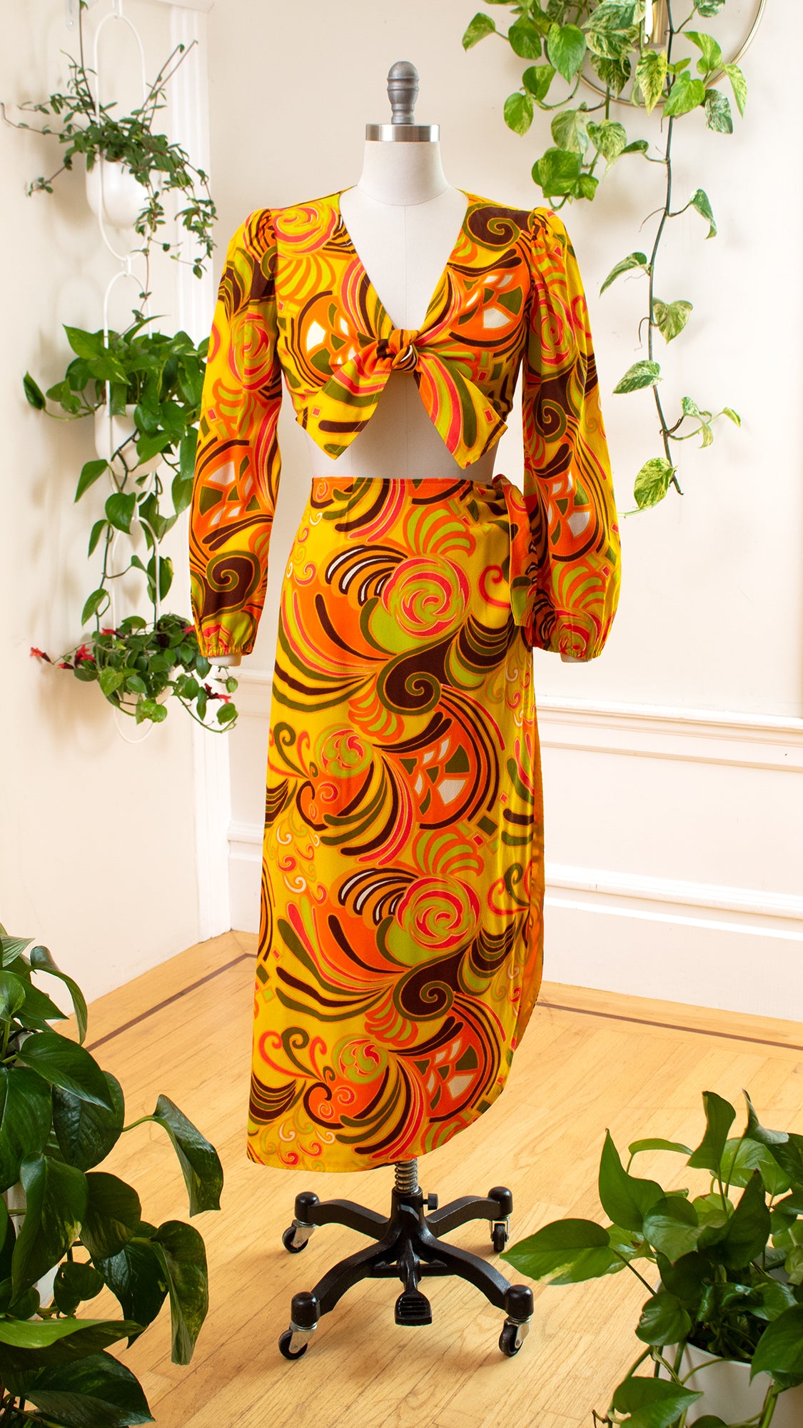 1970s Psychedelic Barkcloth Crop Top & Wrap Skirt Set | small/medium