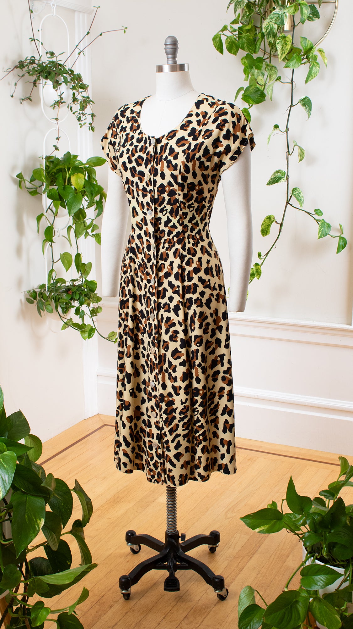 1990s Leopard Print Shirt Dress | medium/large
