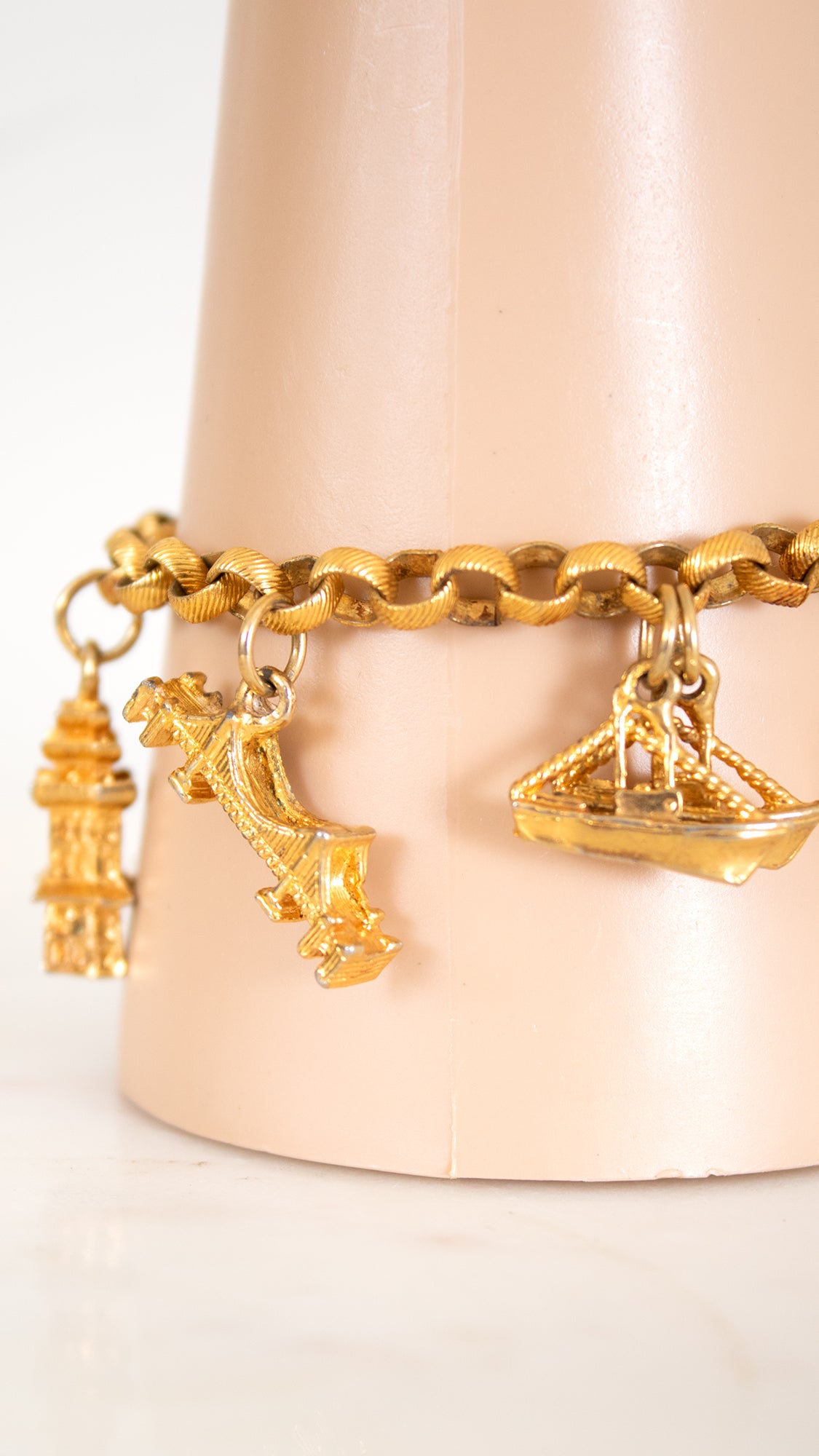 1960s San Francisco Novelty Charm Bracelet
