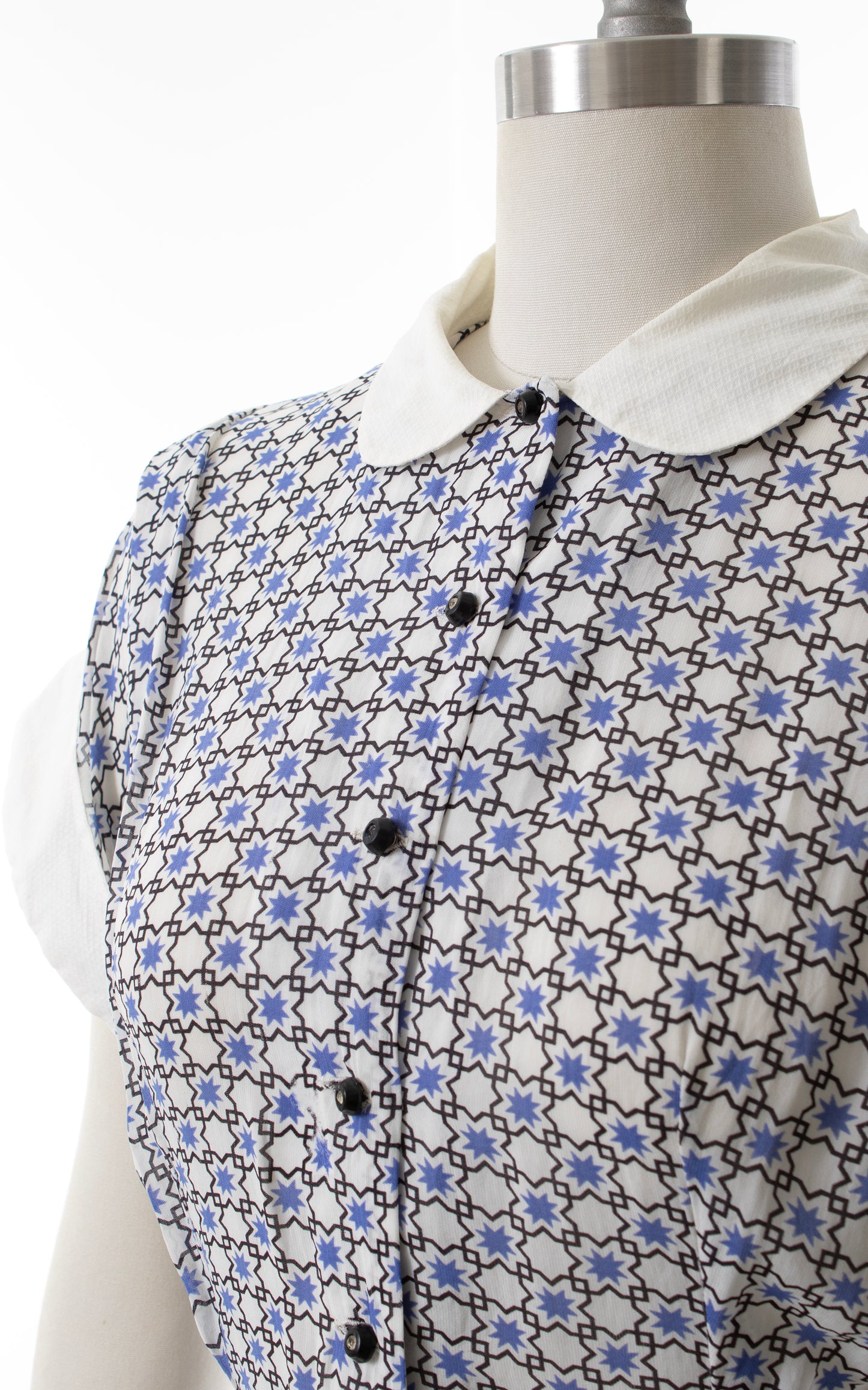 NEW ARRIVAL || 1940s Geometric Cold Rayon Shirtwaist Dress | medium