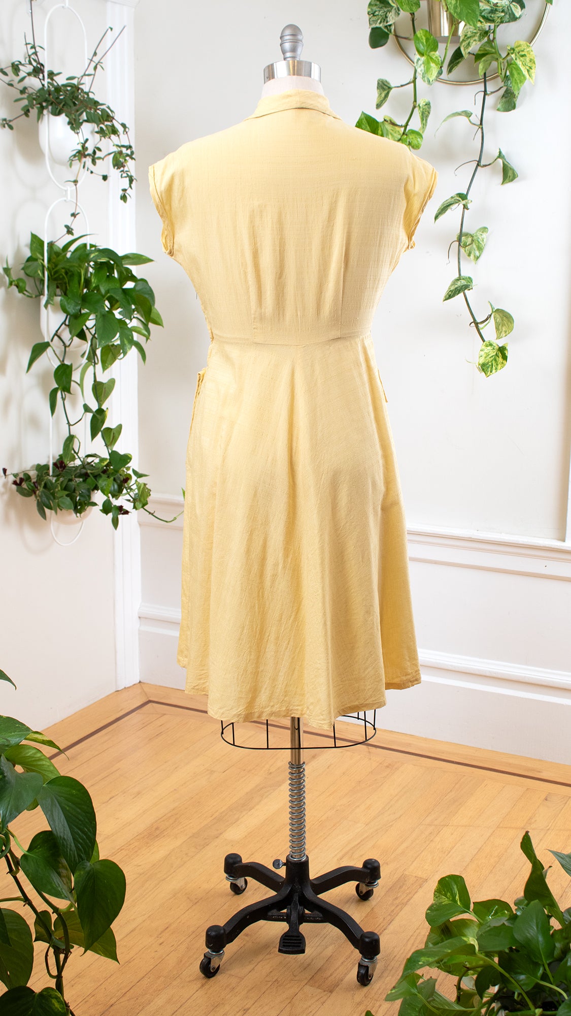 NEW ⭐️ 1950s Beaded Embroidered Yellow Shirtwaist Dress | x-large