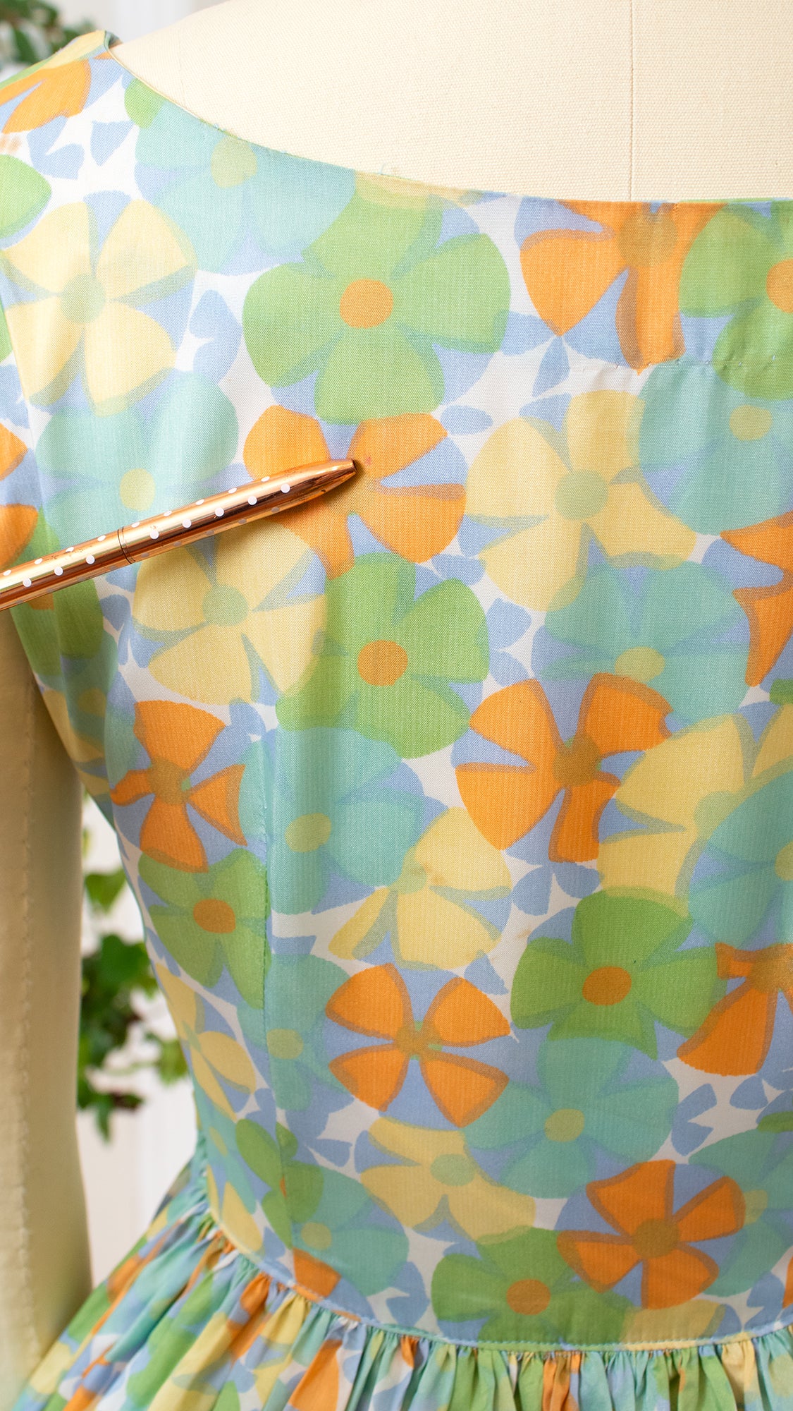 1960s Floral Party Dress | x-small