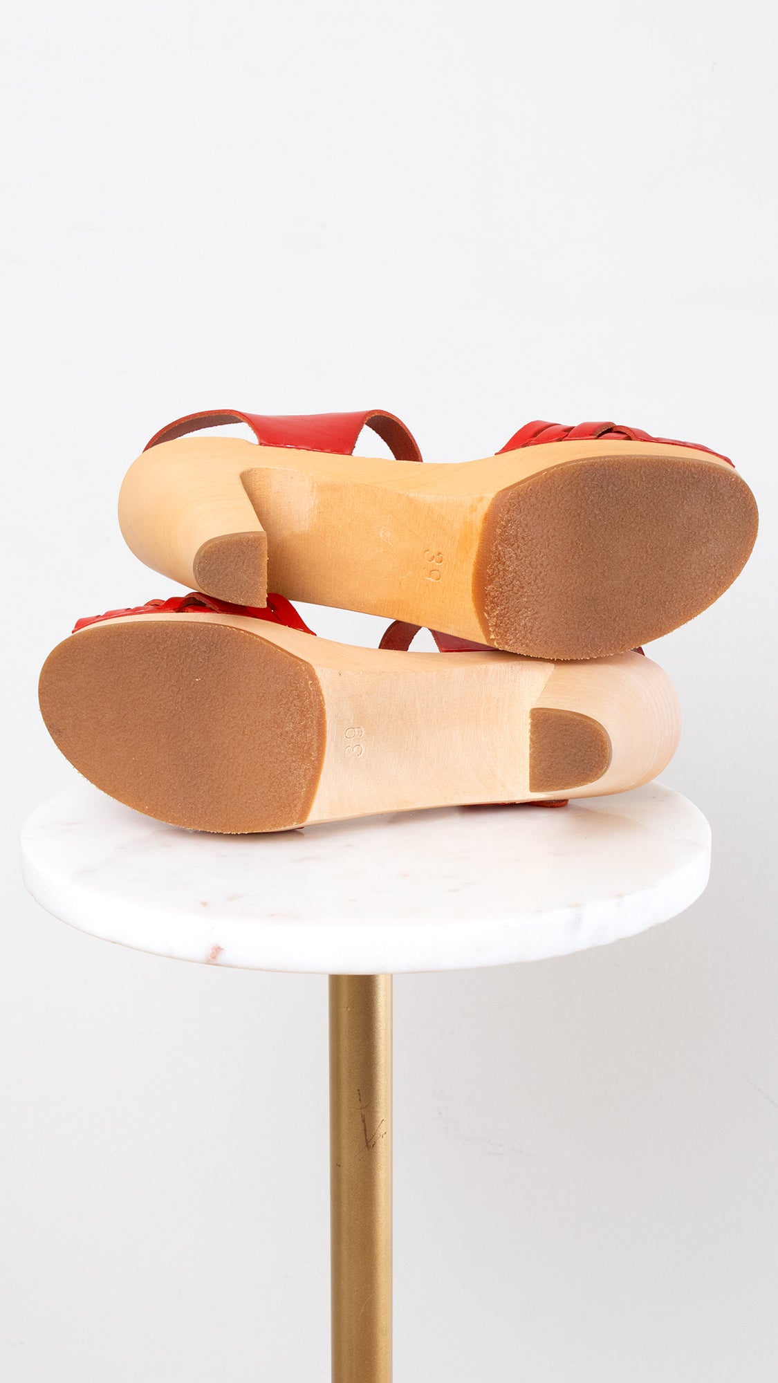 Modern HASBEENS Red Leather Clog Sandals | size US 8.5
