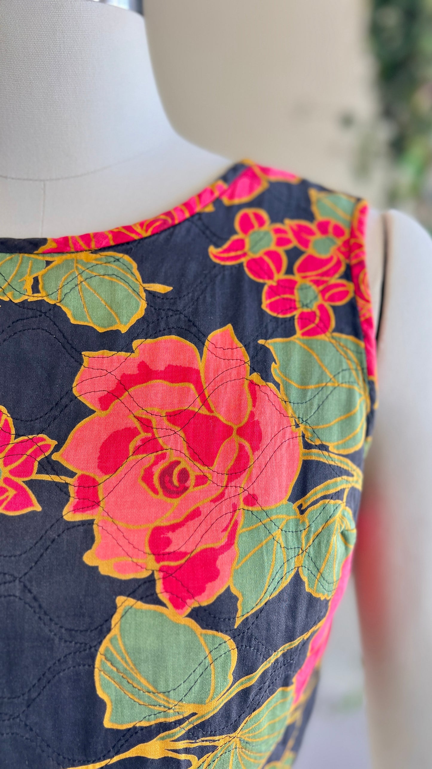 1960s Quilted Rose Top | small/medium