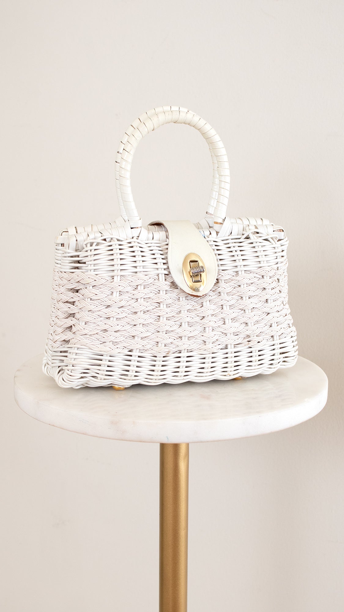 1960s White Wicker Box Purse