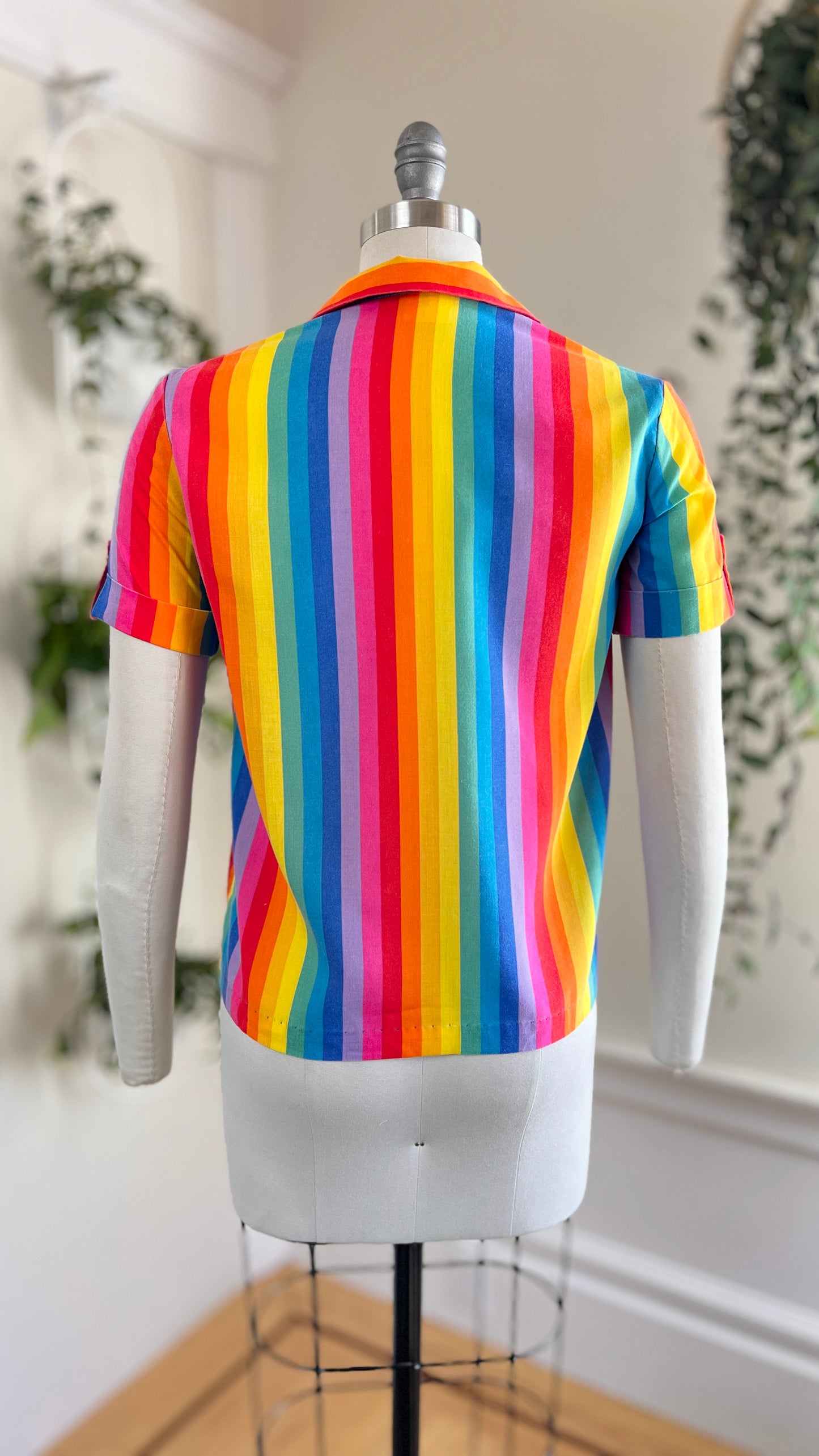1970s Rainbow Striped Button-Up Shirt | small