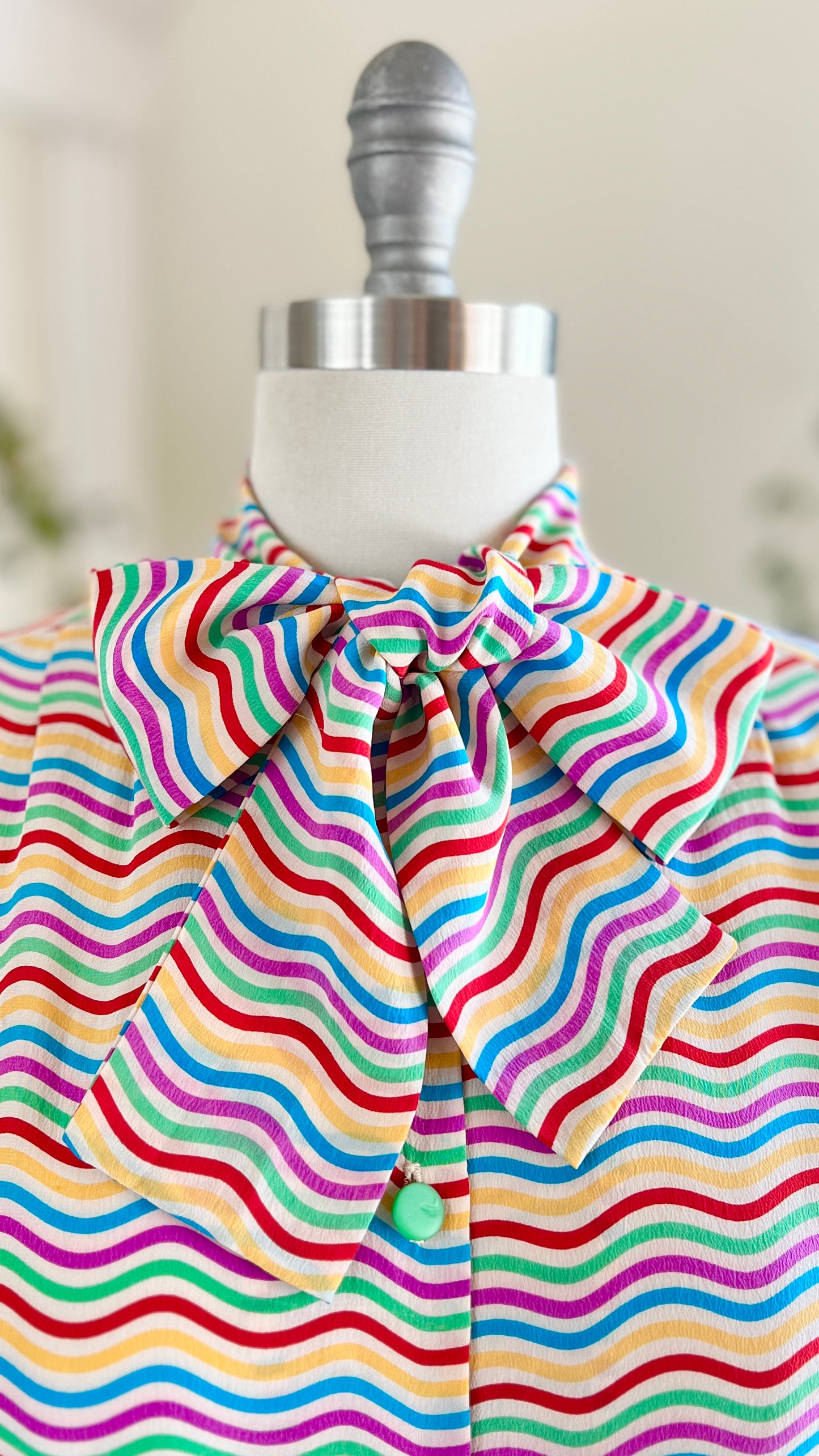 1980s Silk Rainbow Pussy Bow Blouse | small