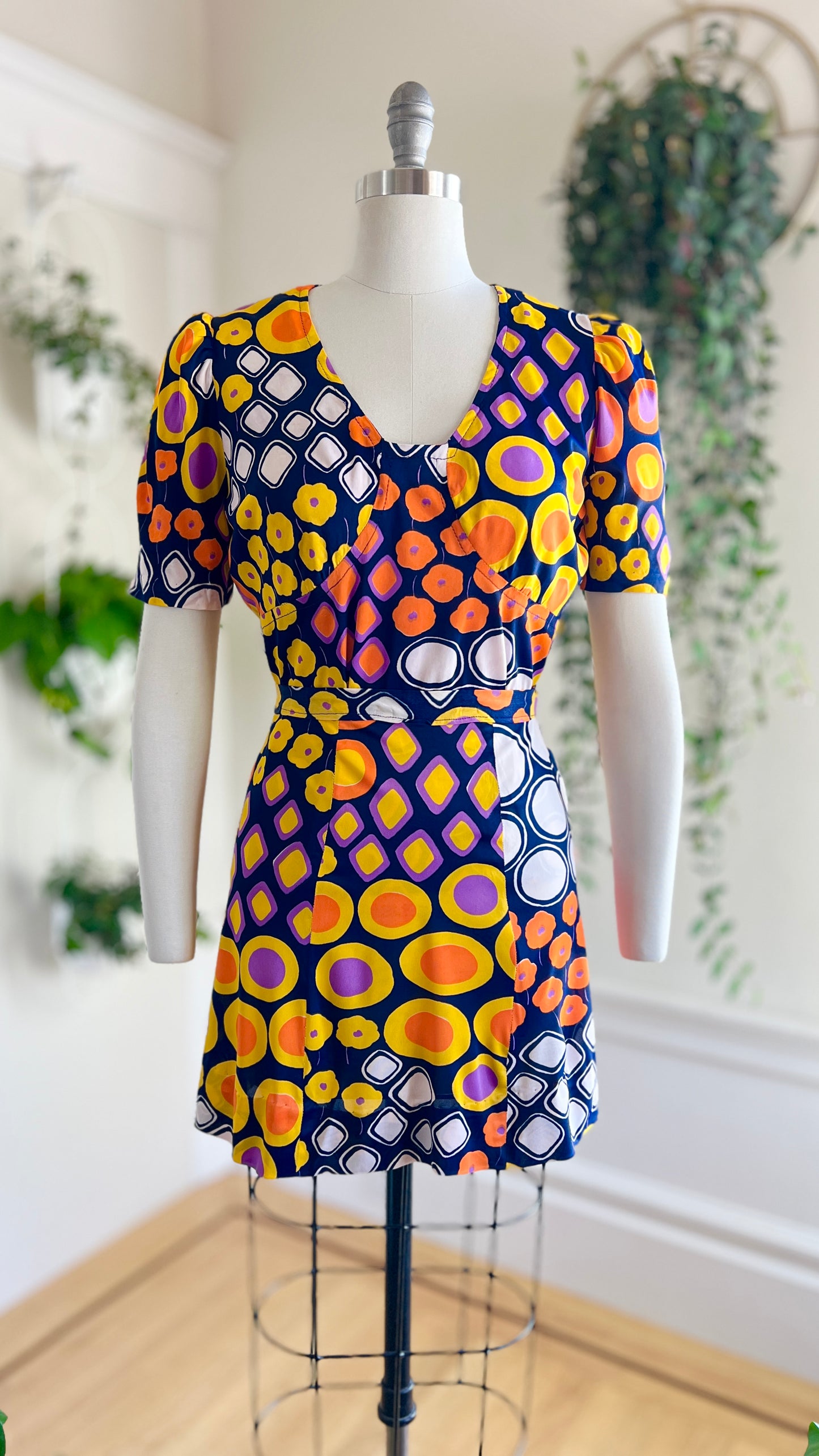 1970s Geometric Two-Piece Set | medium