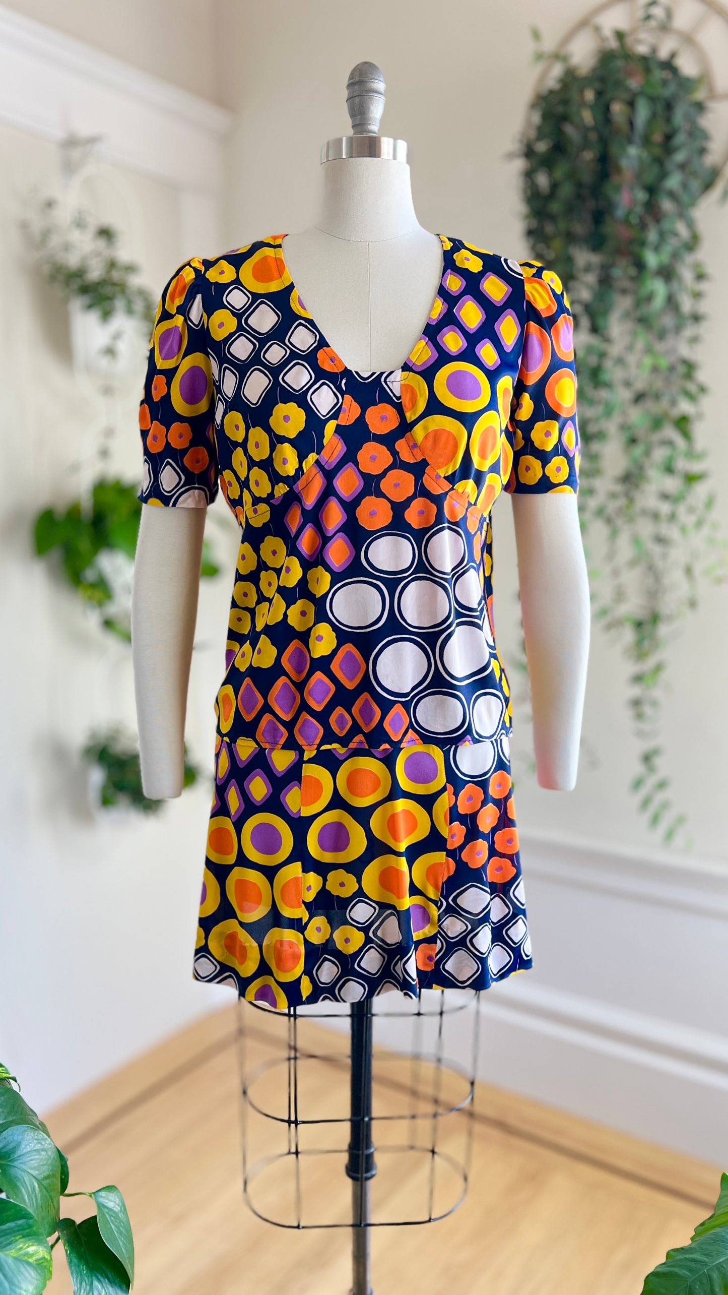 1970s Geometric Two-Piece Set | medium