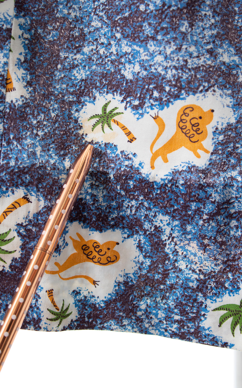 1950s Lions & Palm Trees Novelty Print Skirt | small