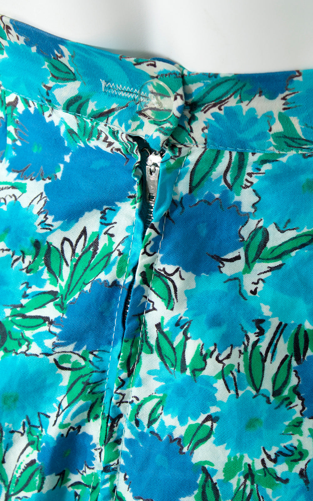 1950s Floral Cotton Capris with Pockets BirthdayLifeVintage