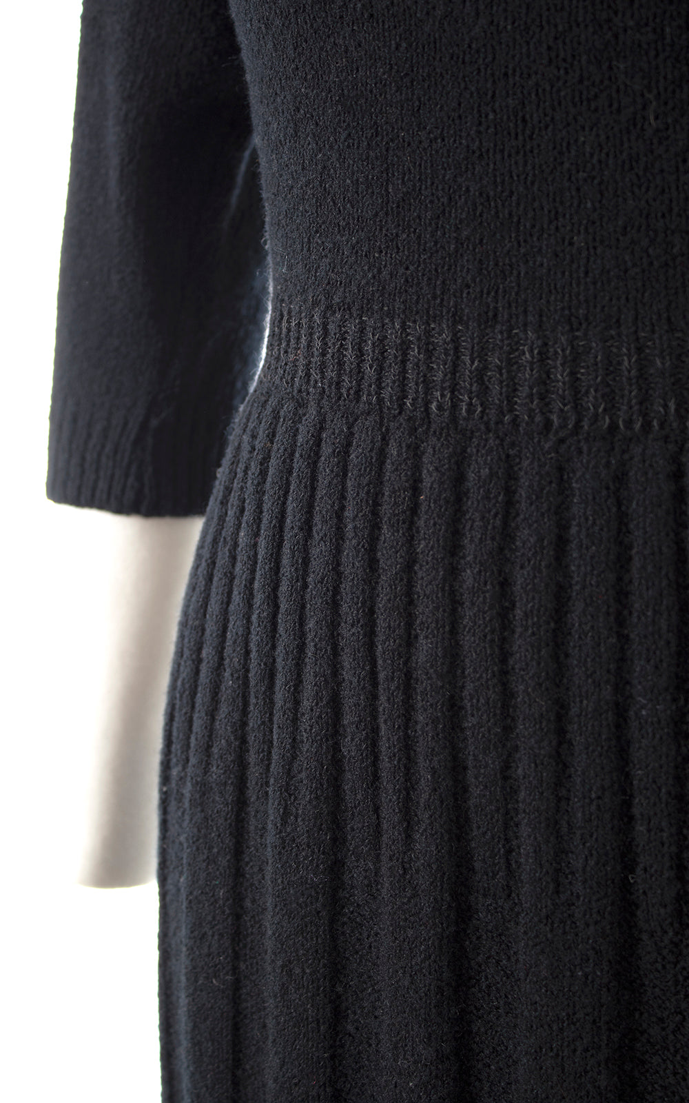 BLV x DEANNA || 1940s 1950s Black Knit Wool Sweater Dress | x-small/small