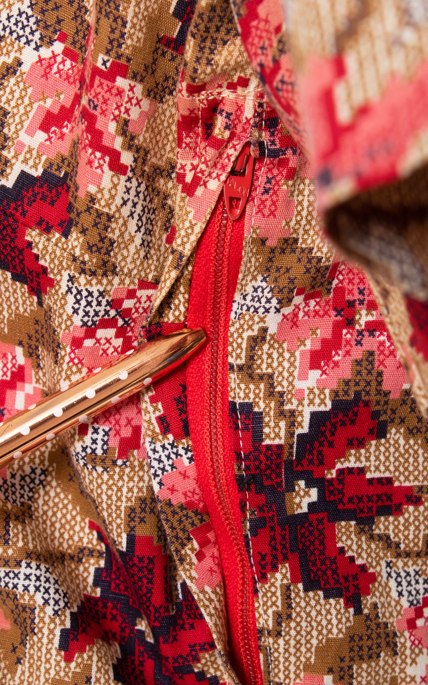 1950s Floral Cross Stitch Cotton Shirtwaist Dress | medium