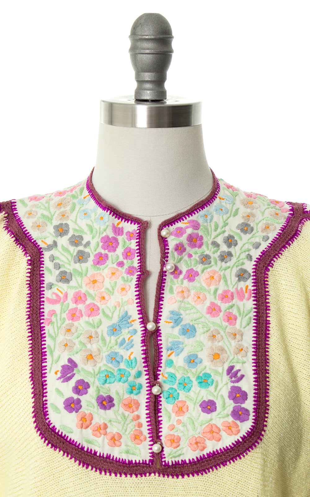 Vintage 1970s 70s Floral Embroidered Knit Drawstring Cream Sweater Birthday Life Vintage
