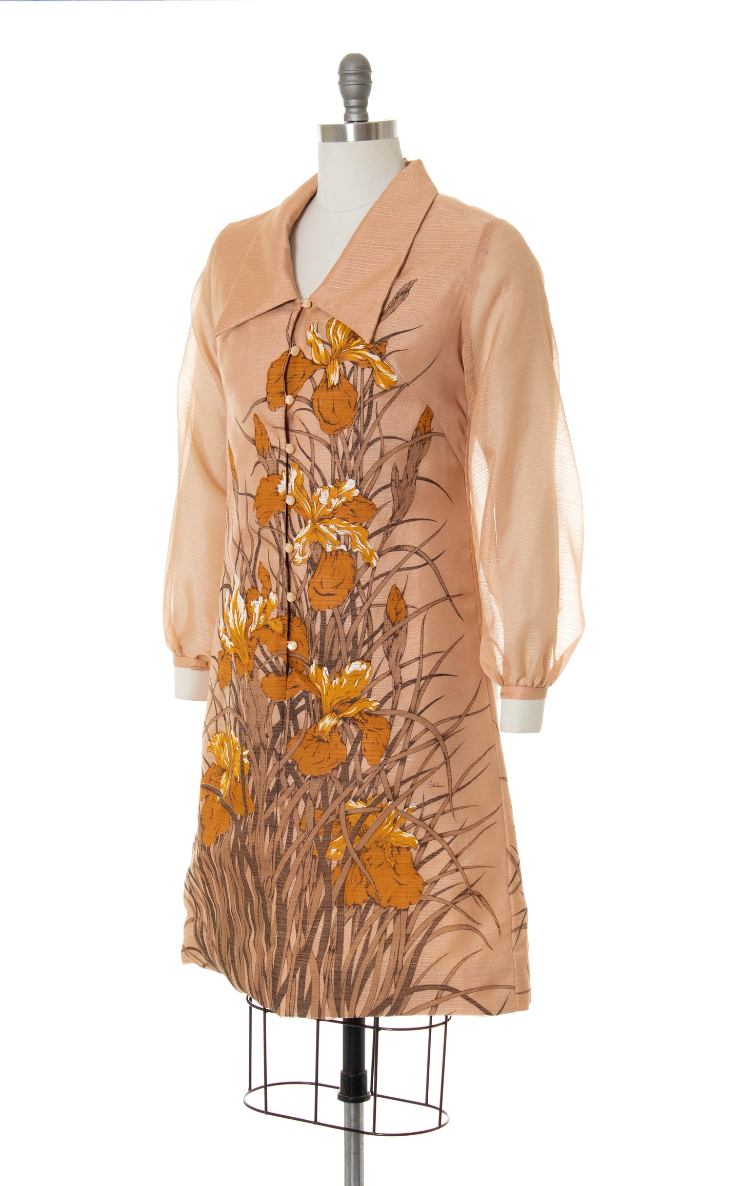 1970s ALFRED SHAHEEN Floral Screen Printed Shift Dress | medium
