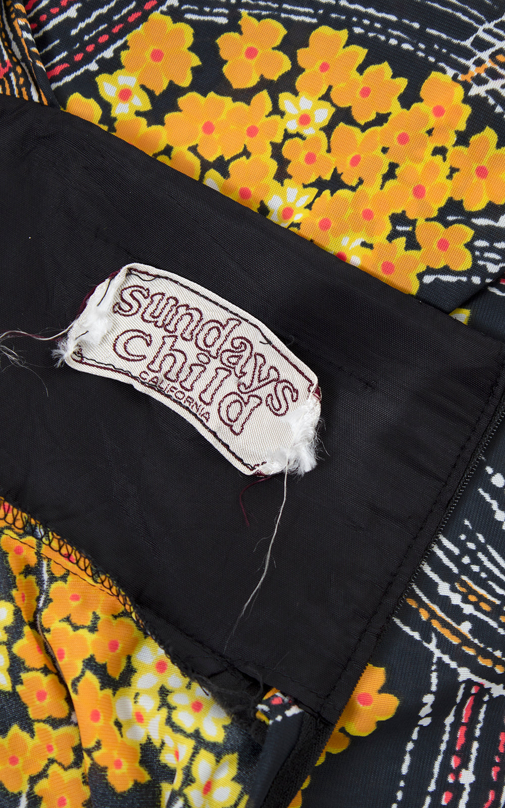 1970s Criss-Cross Halter Floral Romper | x-small