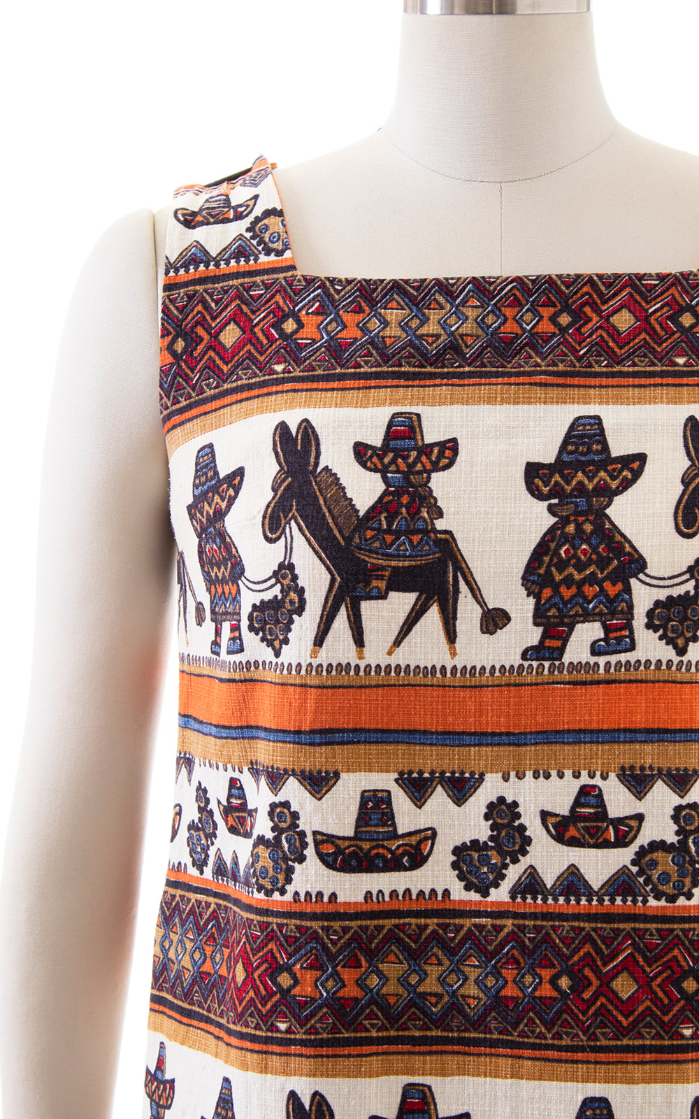 1960s Mexican Novelty Print Shift Dress | small