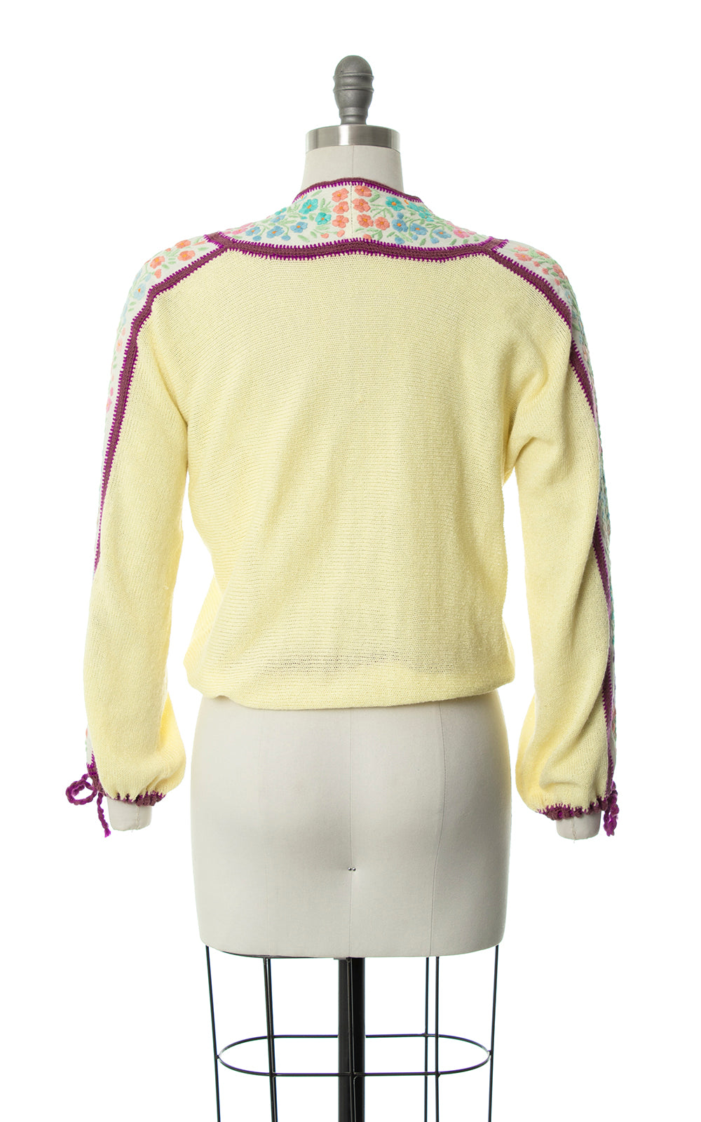 Vintage 1970s 70s Floral Embroidered Knit Drawstring Cream Sweater Birthday Life Vintage