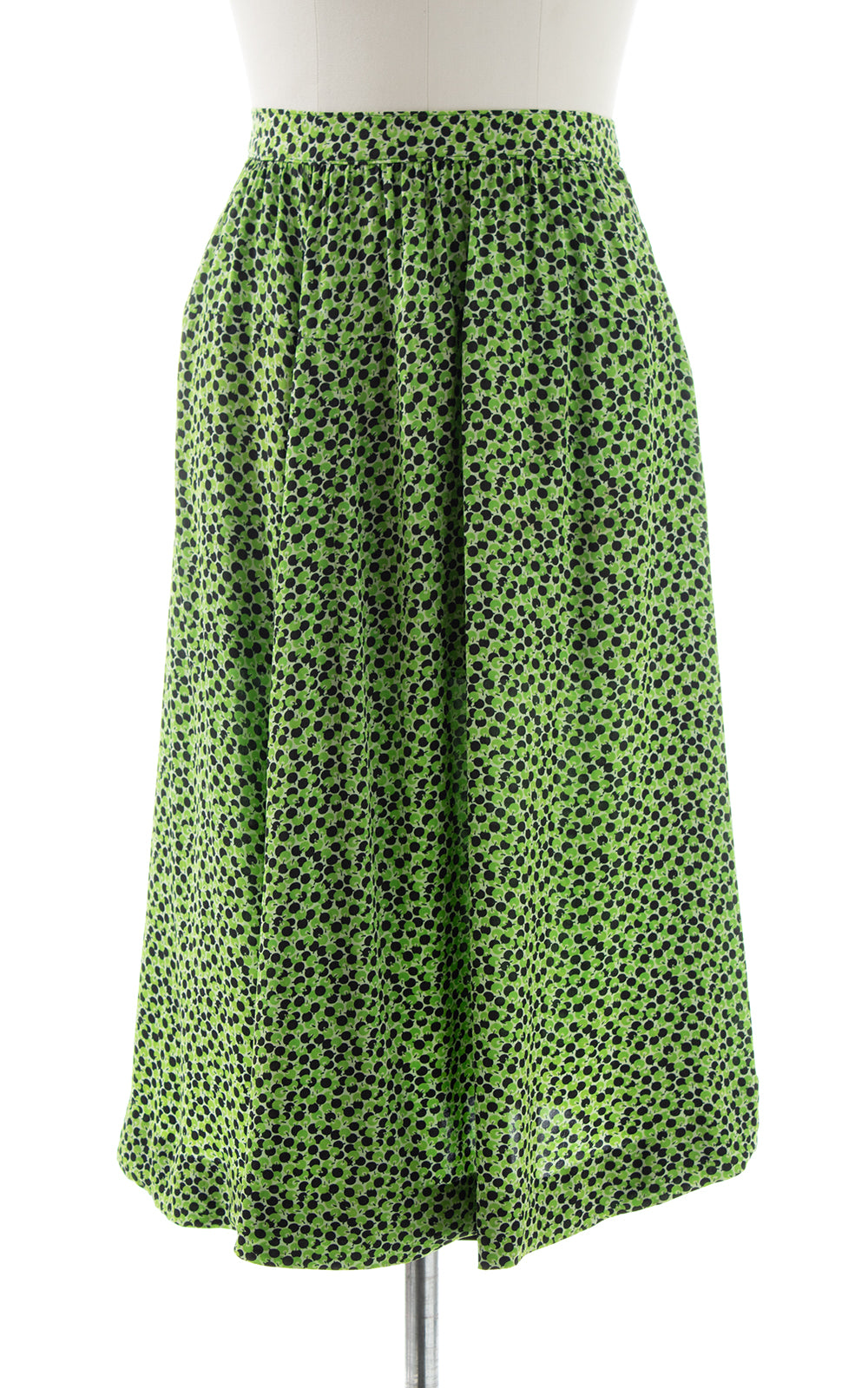 1940s Apples or Olives Novelty Print Rayon Skirt | small/medium