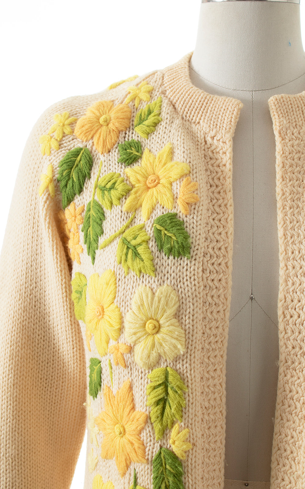 1960s Floral Embroidered Wool Sweater Coat | small