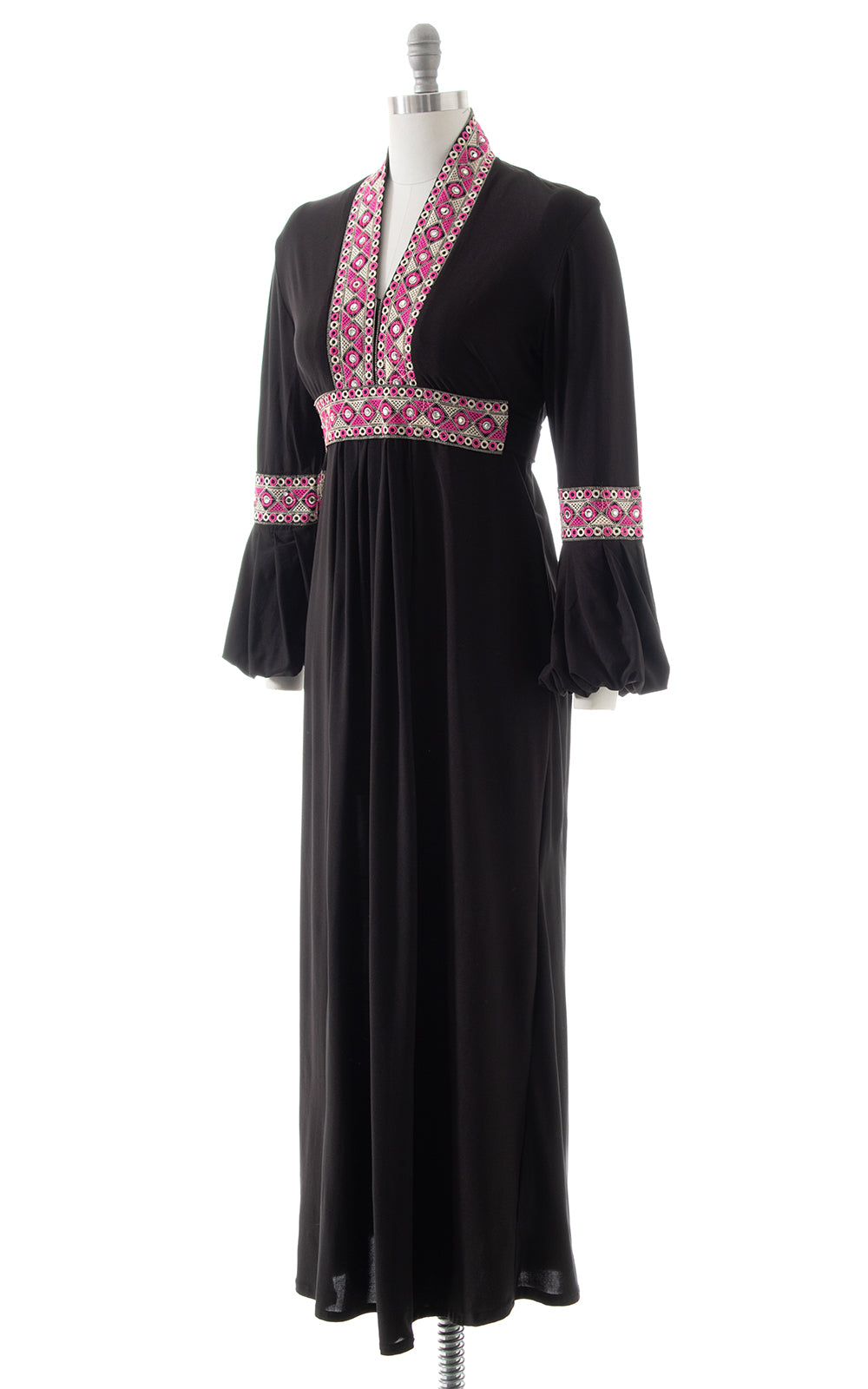 2000s does 70s Embroidered Jersey Maxi Dress BirthdayLifeVintage