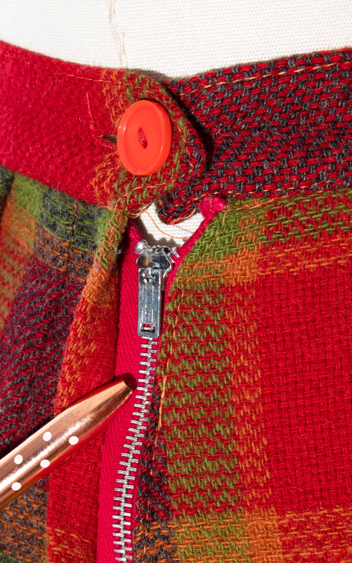 Vintage 60s 1960s Colorful Plaid Tartan Wool Skirt Birthday Life Vintage