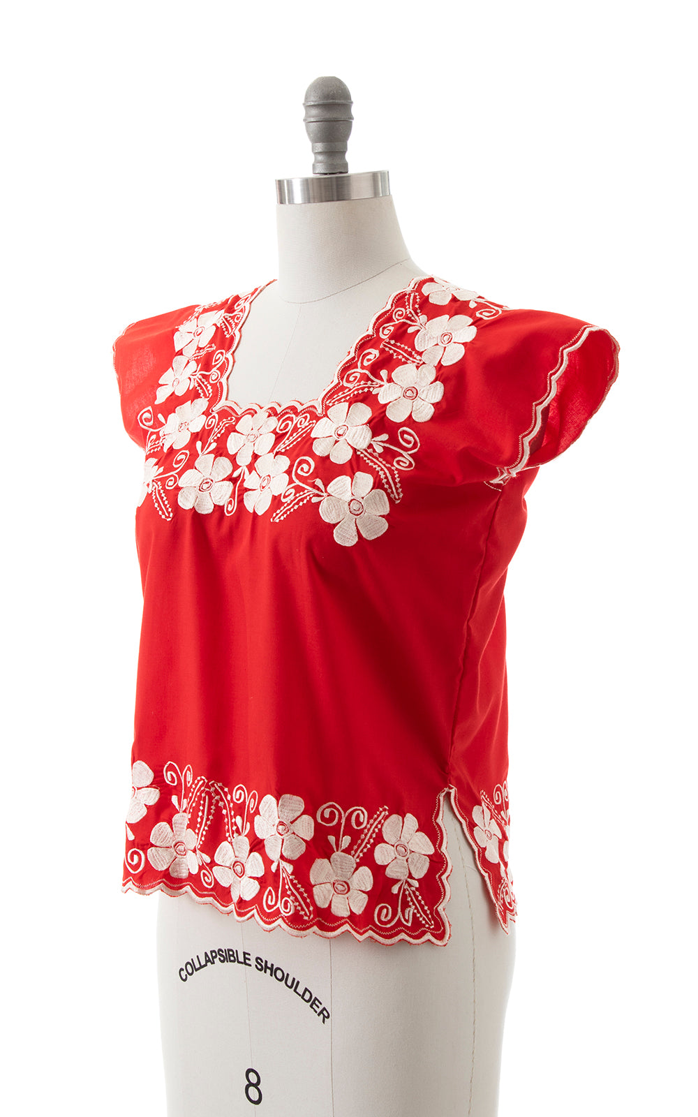 1980s Floral Embroidered Red Top | small/medium