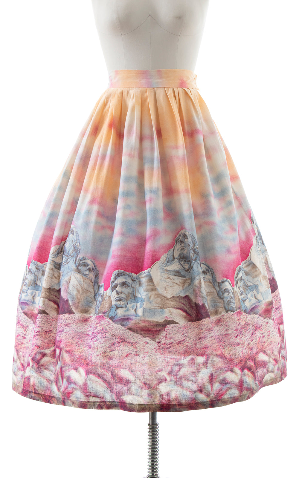 1950s MILLWORTH Mt Rushmore Novelty Border Print Skirt | medium