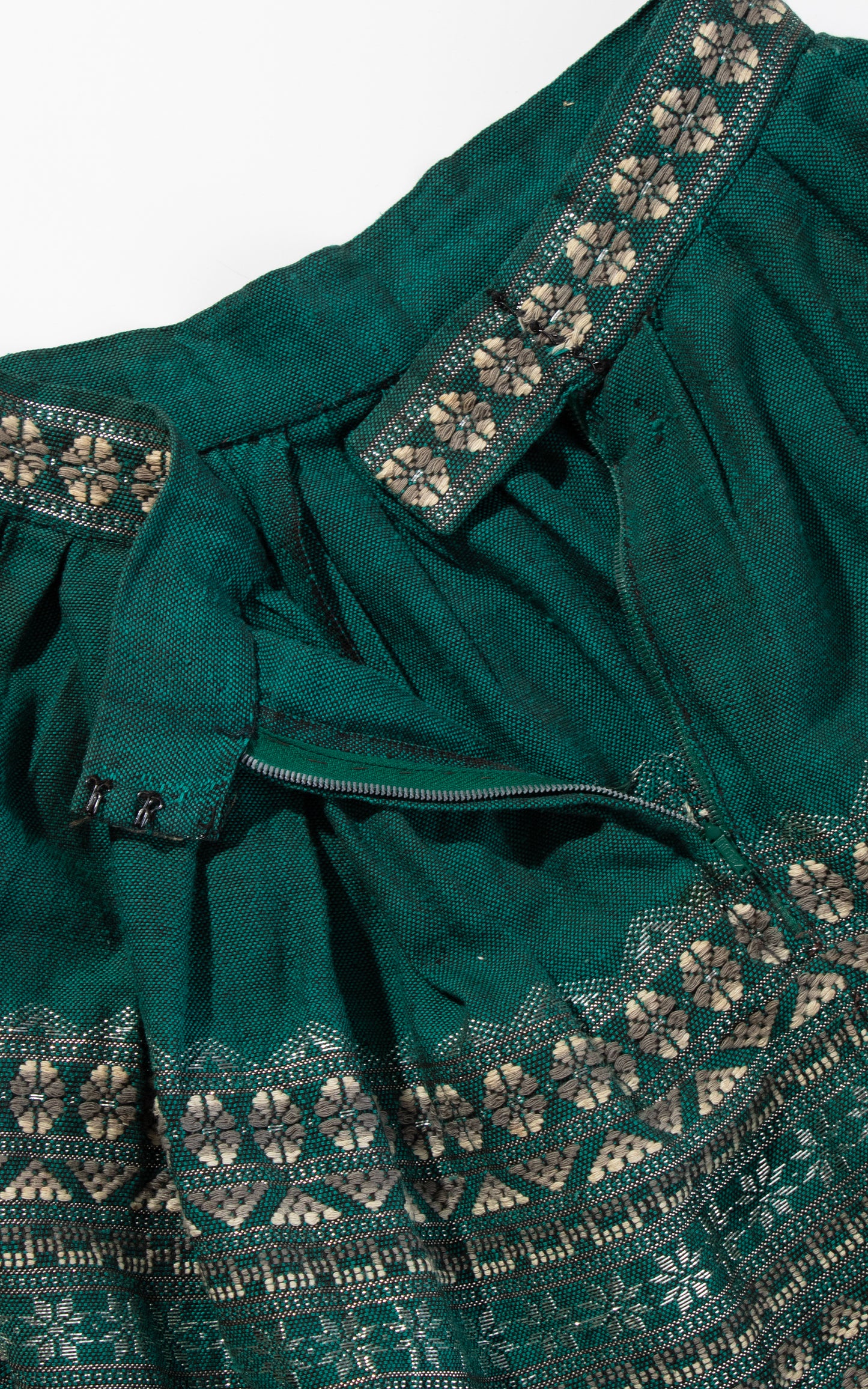 Vintage 60s 1960s Metallic Woven Green Full Swing Skirt BirthdayLifeVintage