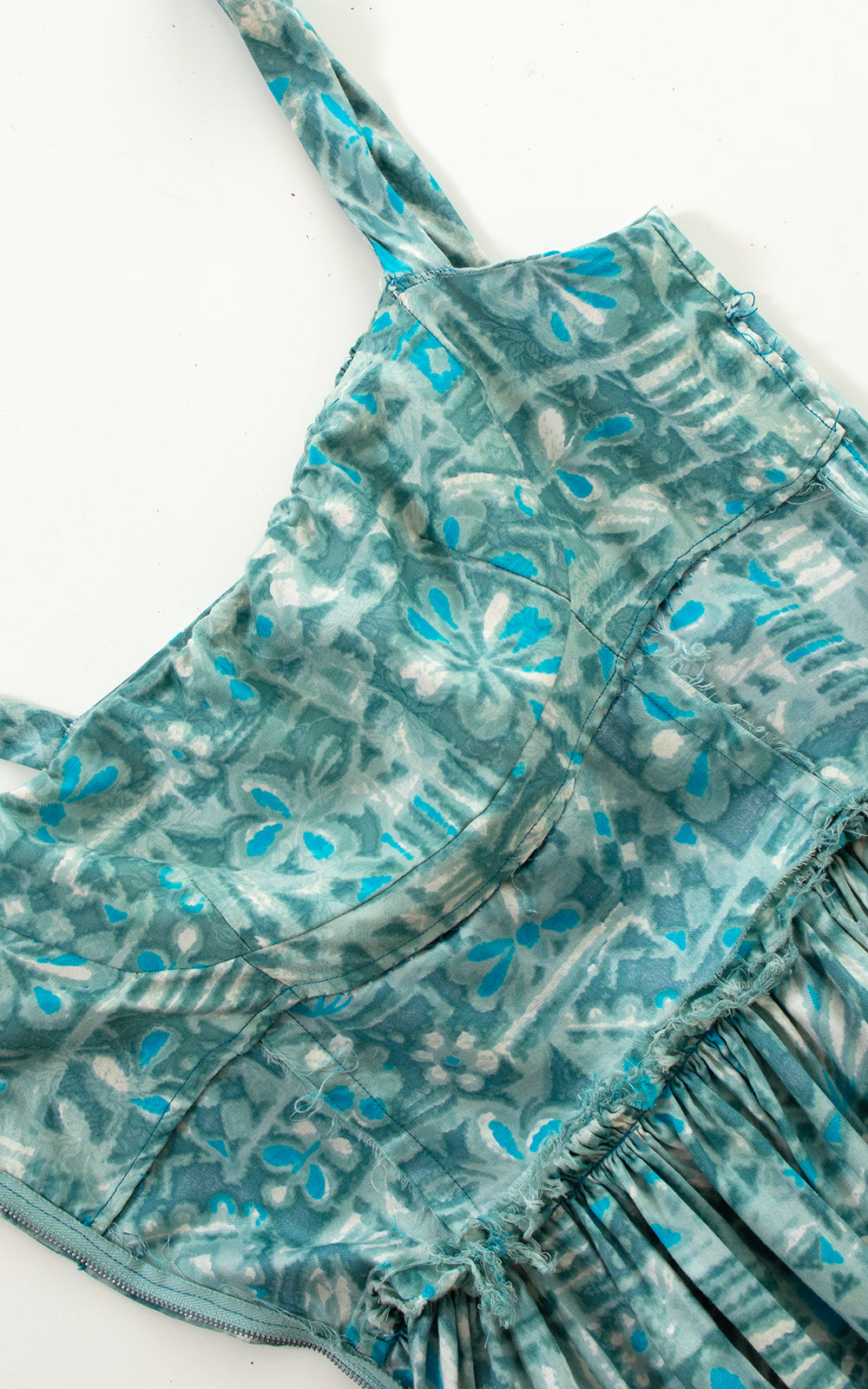 1950s Tiki Print Gathered Bust Sundress BirthdayLifeVintage