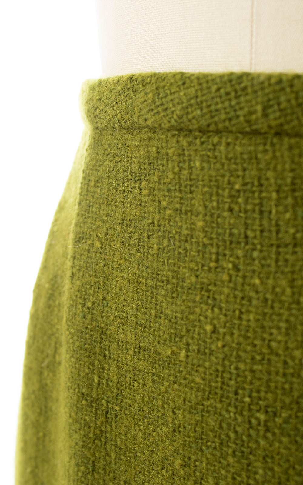 BLV x DEANNA || 1960s Olive Green Wool Pencil Skirt | x-small/small