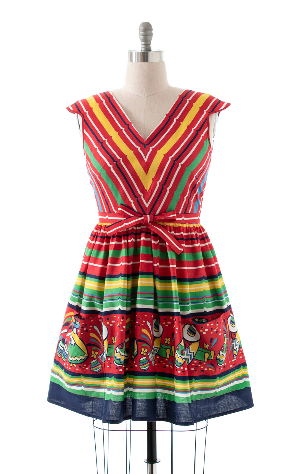 1940s Mexican Novelty Border Print Wrap Dress | medium/large