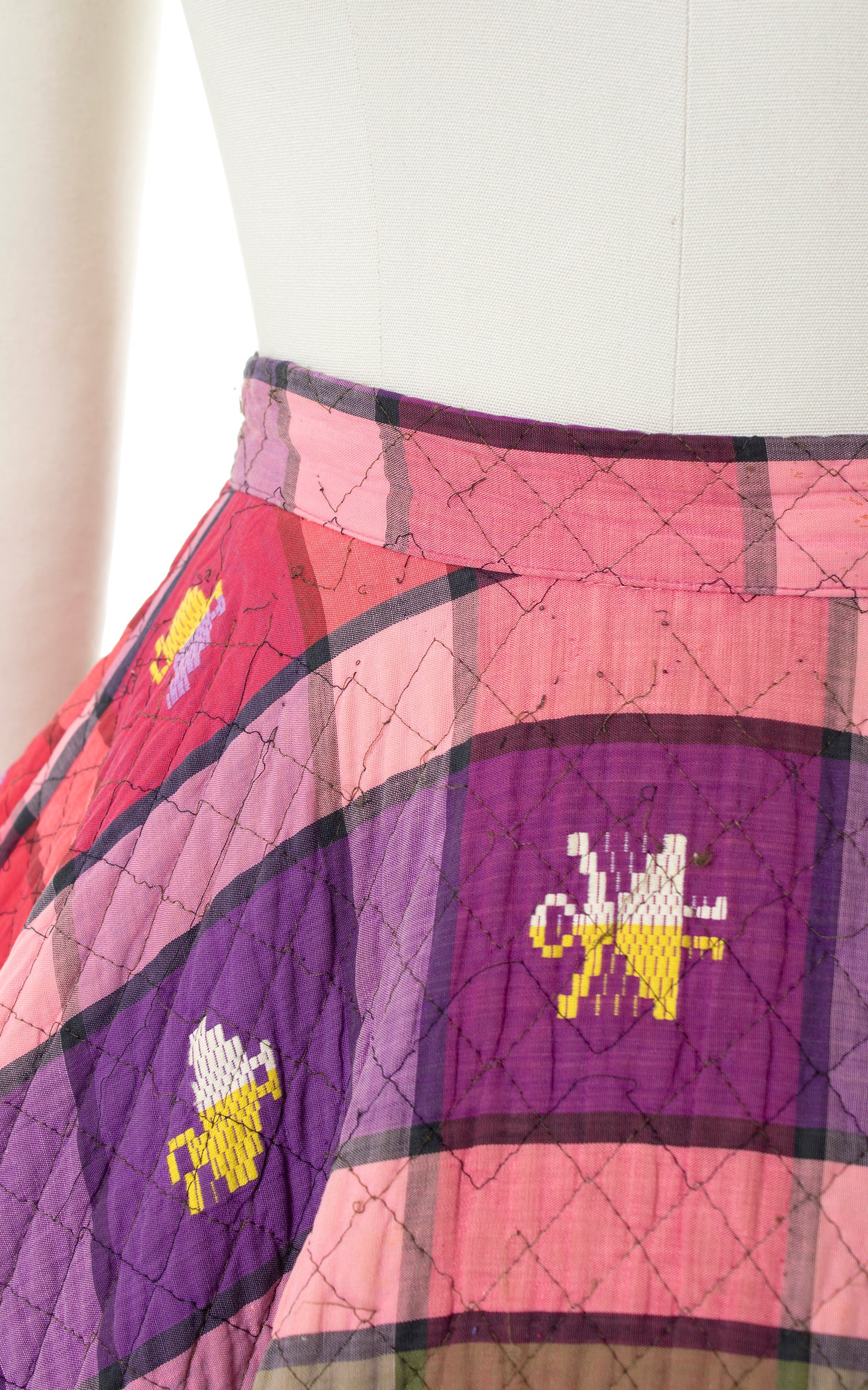 Vintage 1950s 50s Quilted Plaid Cotton Novelty Print Pink Purple Swing Circle Skirt | medium | Birthday Life Vintage