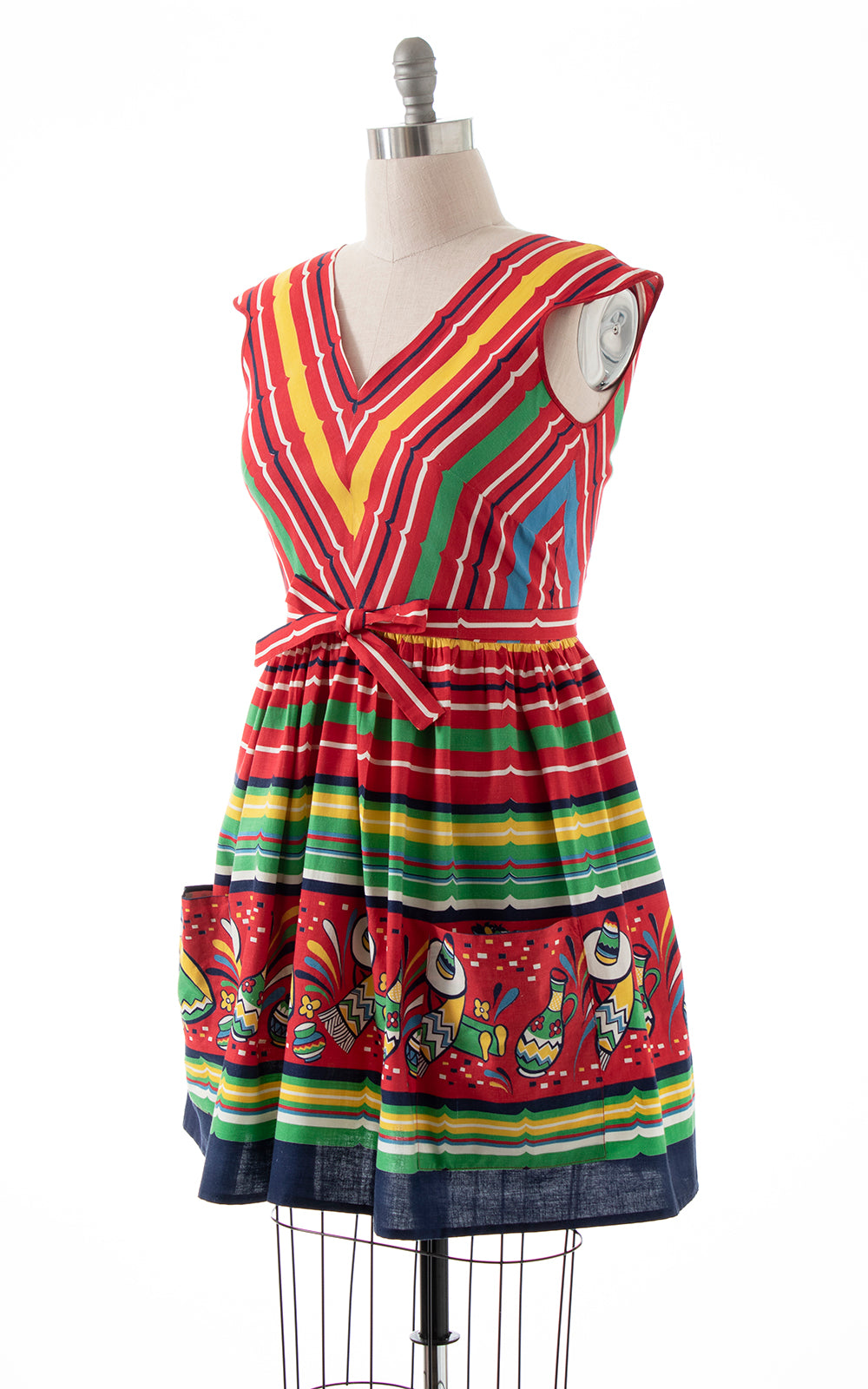 1940s Mexican Novelty Border Print Wrap Dress | medium/large