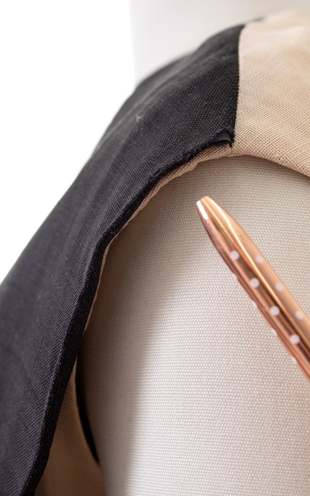 1950s NINA RICCI Color Block Linen Sheath Dress with Hidden Pocket | medium