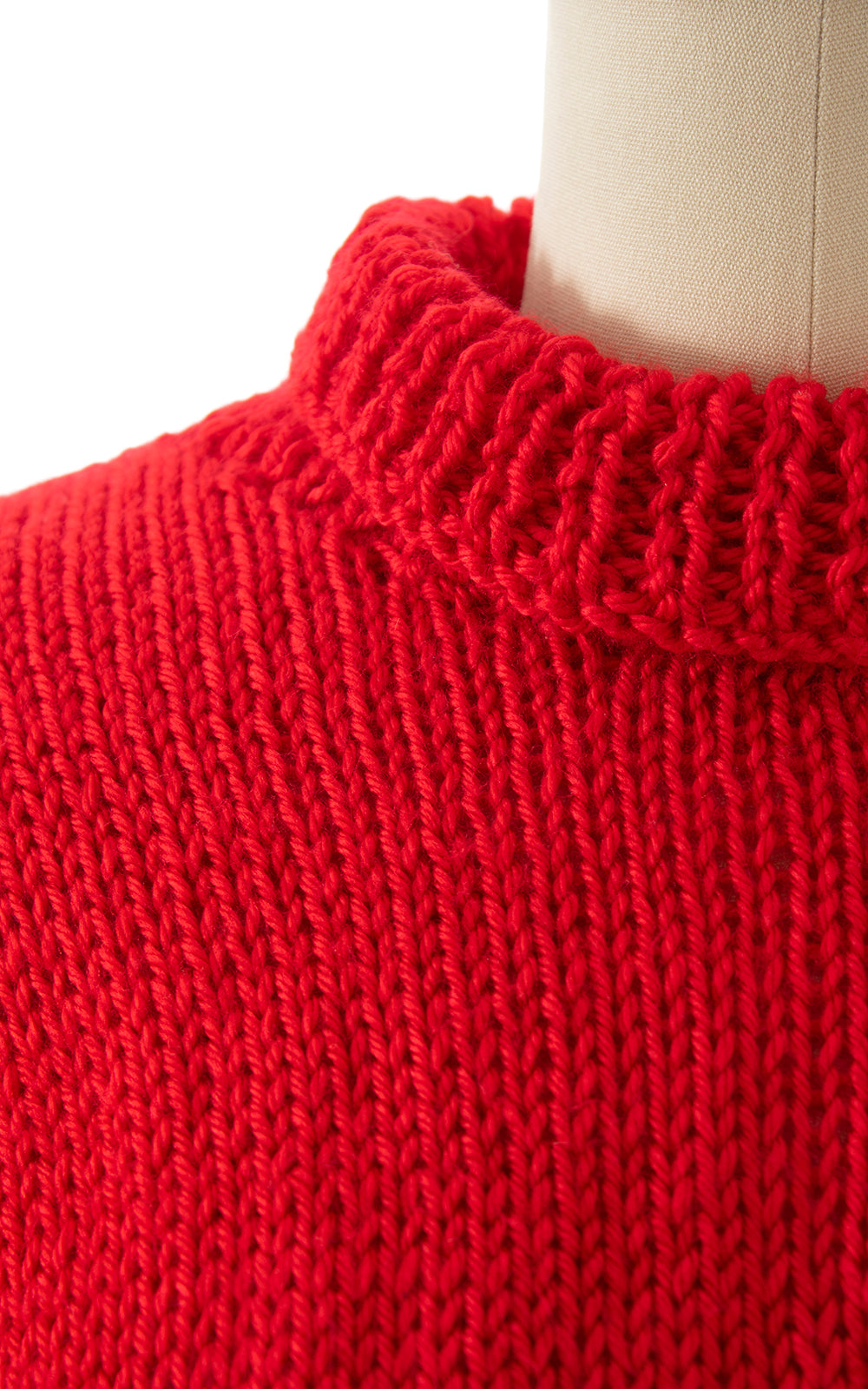 Vintage Red Soft Knit Turtleneck Sweater | x-small/small/medium
