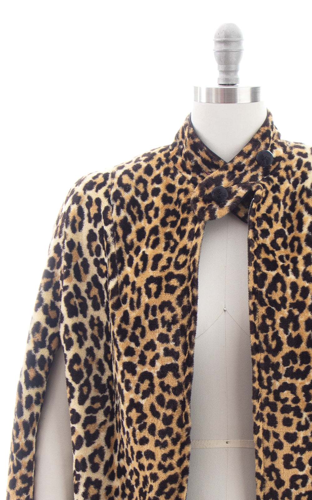 1960s Leopard Print Faux Fur Cape