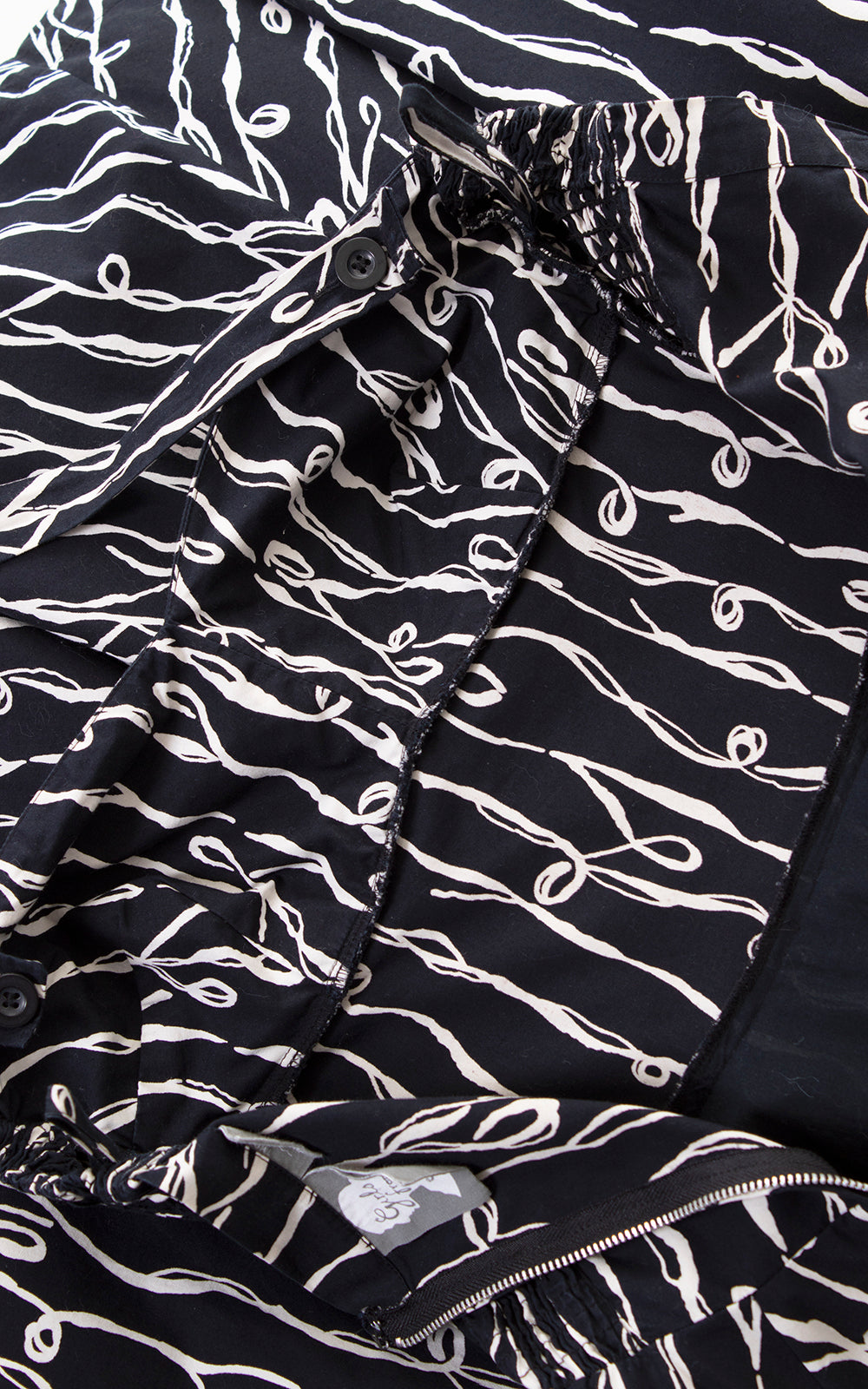 Modern 1950s Style GIRLS FROM SAVOY Smocked Printed Halter Sundress | small/medium