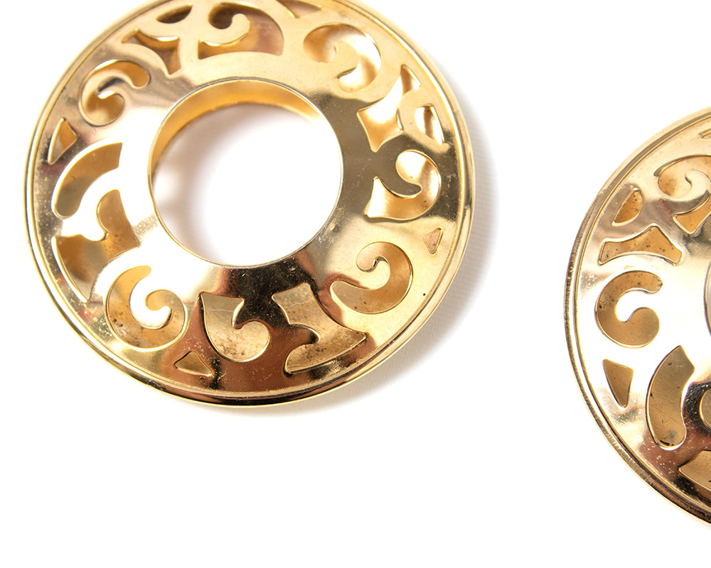 1980s Gold Tone Cutout Hoop Earrings BirthdayLifeVintage