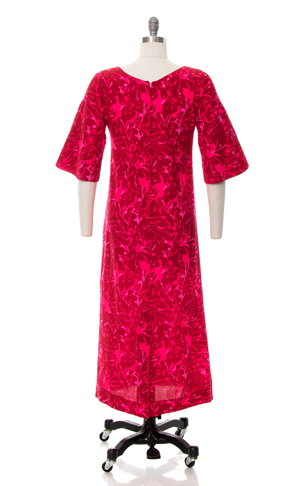 1960s 1970s Psychedelic Cold Shoulder Maxi Dress | small