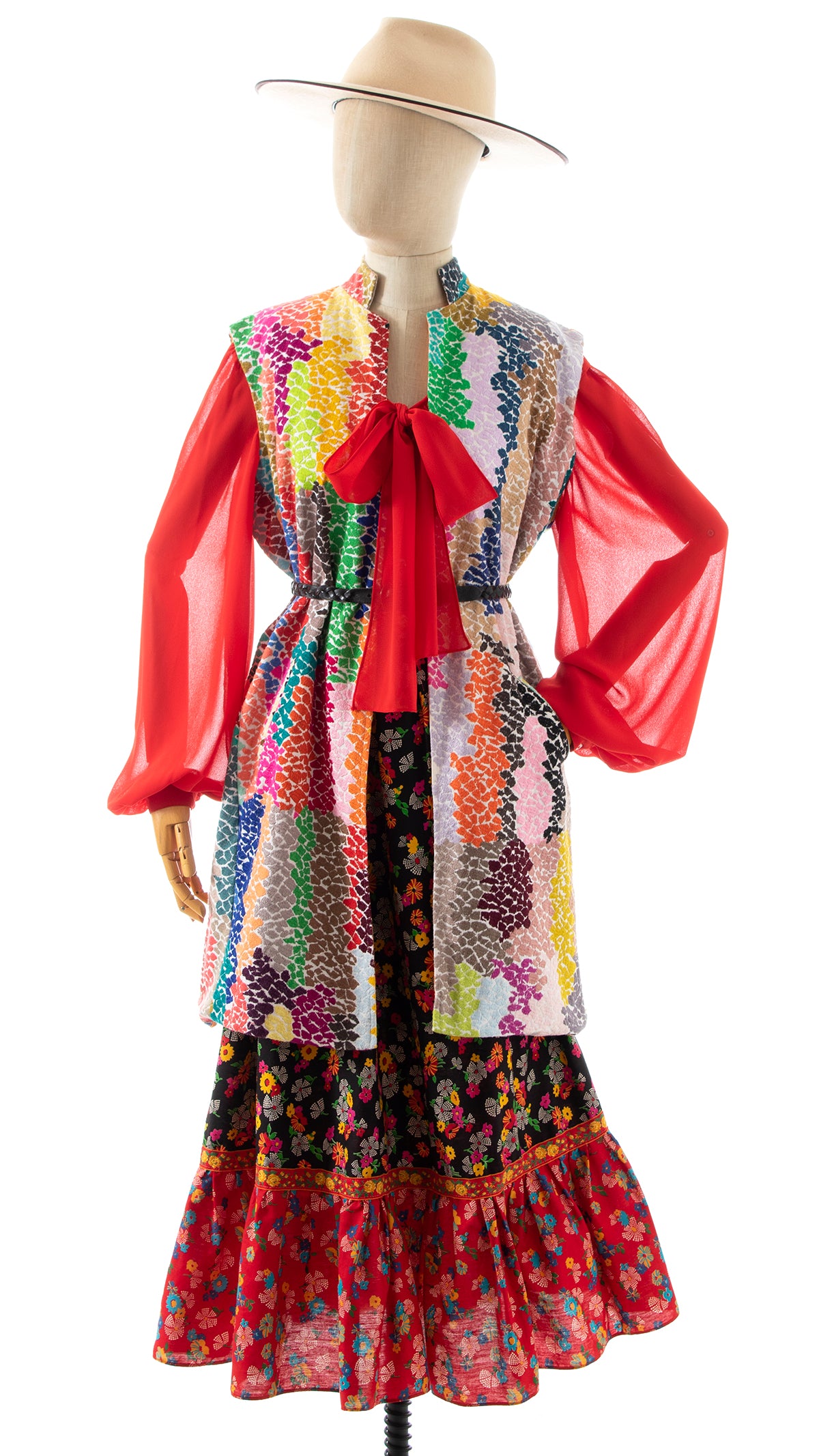 1970s Floral Embroidered Duster Jacket | small/medium