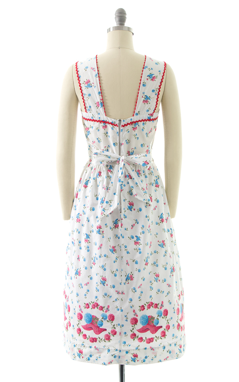 1940s Hat Bee Floral Novelty Border Print Cotton Sundress