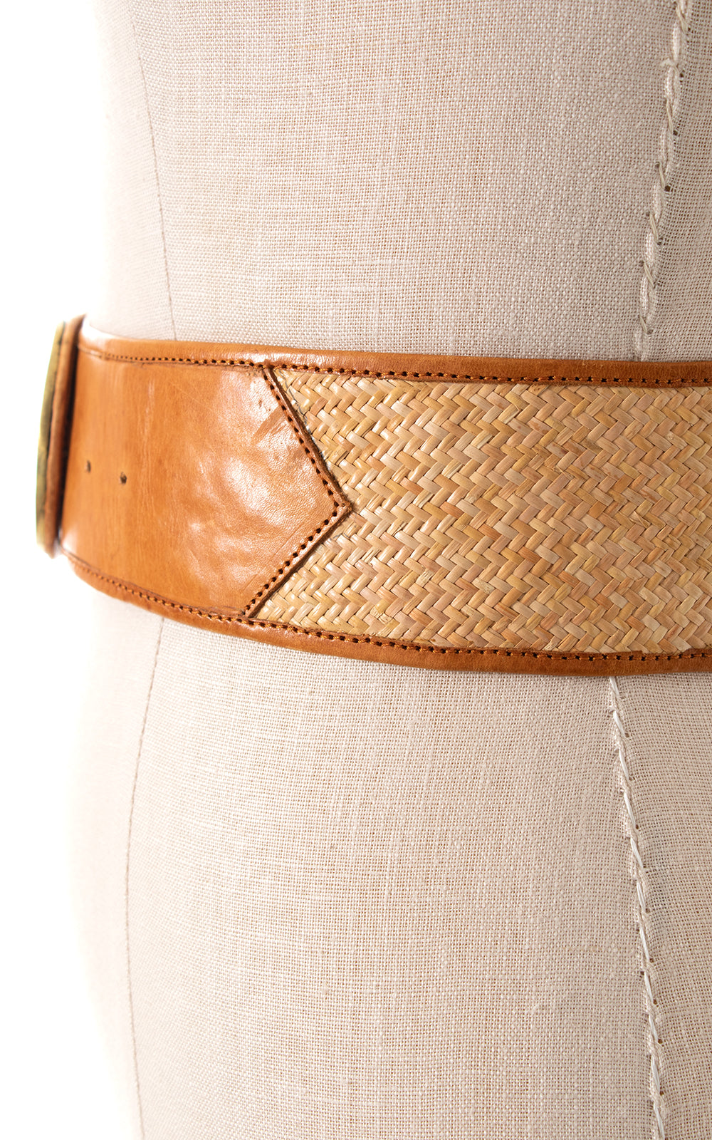 1970s Brass Chinese Medallion, Leather + Wicker Cinch Belt | medium/large