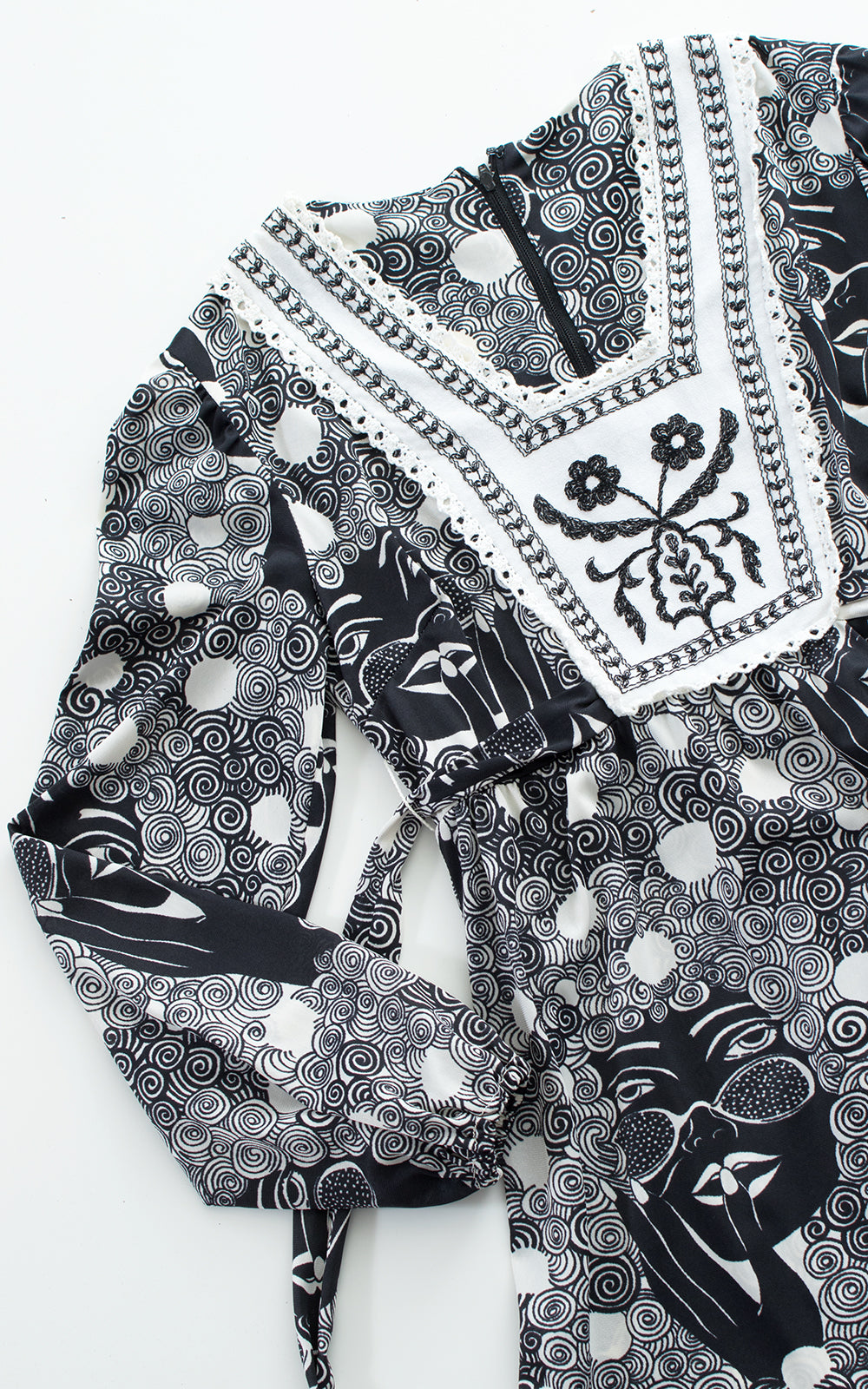 1970s Magical Lady Novelty Print Tunic Mini Dress | x-small