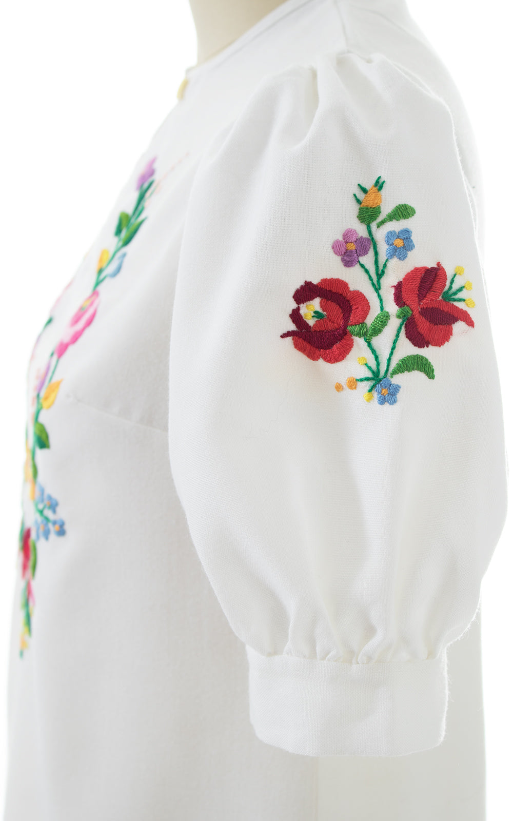 1970s Floral Embroidered Puff Sleeve Peasant Top | x-small/small